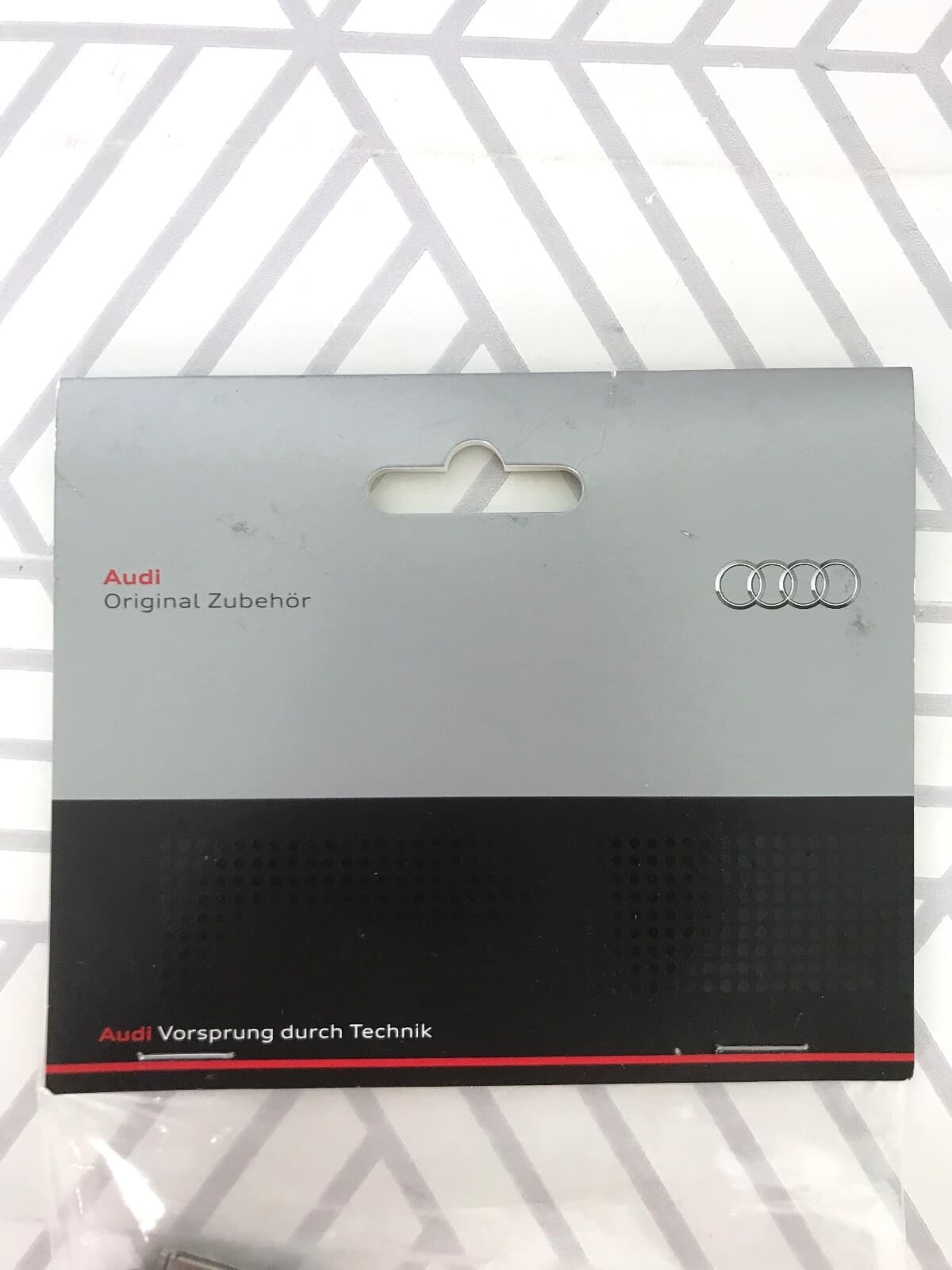 NEW Genuine Original Audi Adapter iPod music interface 4F0051510AG FREE Ship q - Thumbnail 4