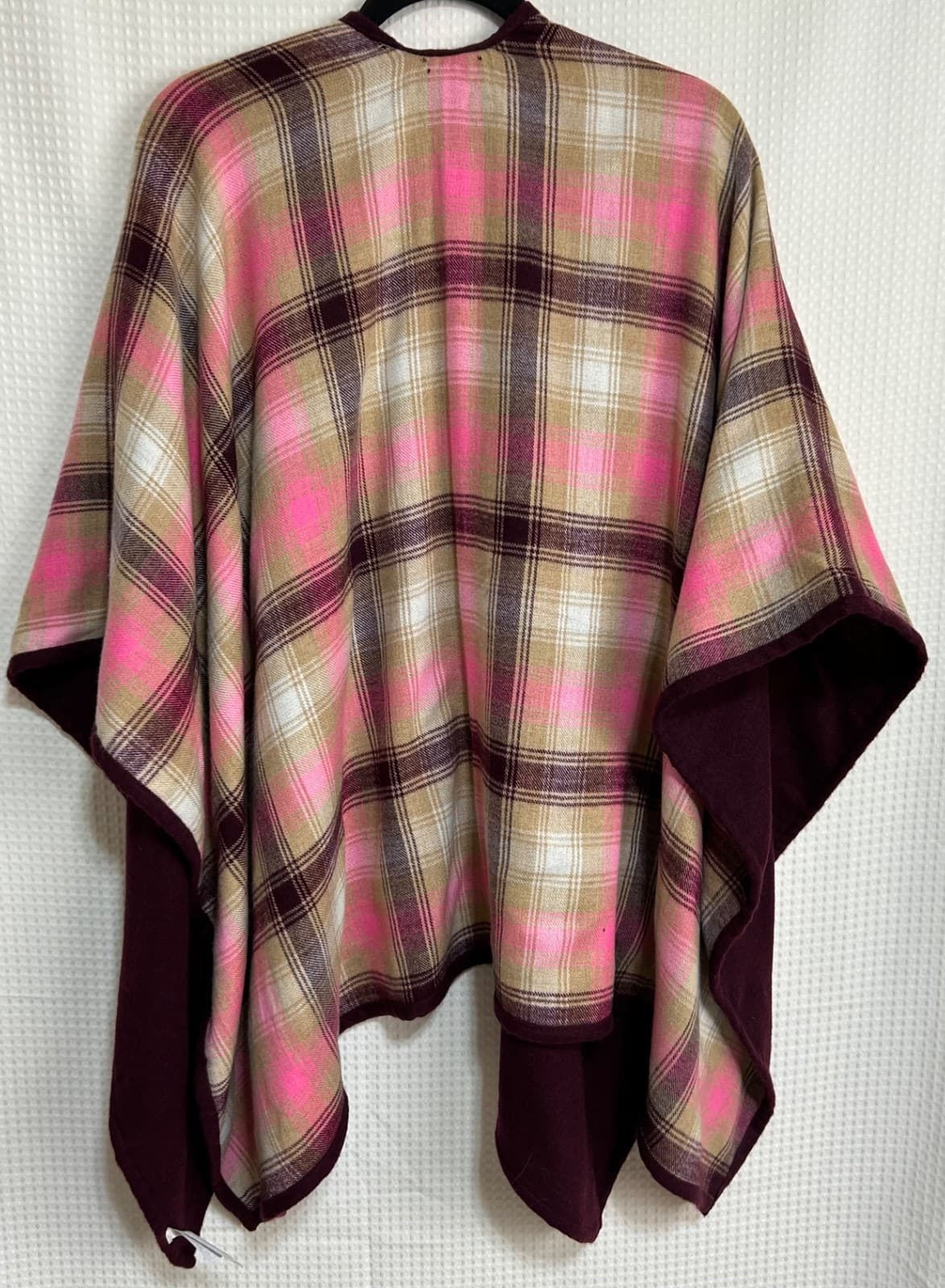 NWT Ann Taylor Plaid Tartan Poly Wool Blend Poncho Women's Sweater Wrap OS - Thumbnail 2
