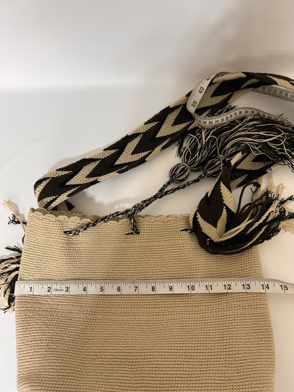 Wayuu Mochila Woven Bucket Bag Crossbody Handmade Boho Tassel Black & Beige - Thumbnail 12