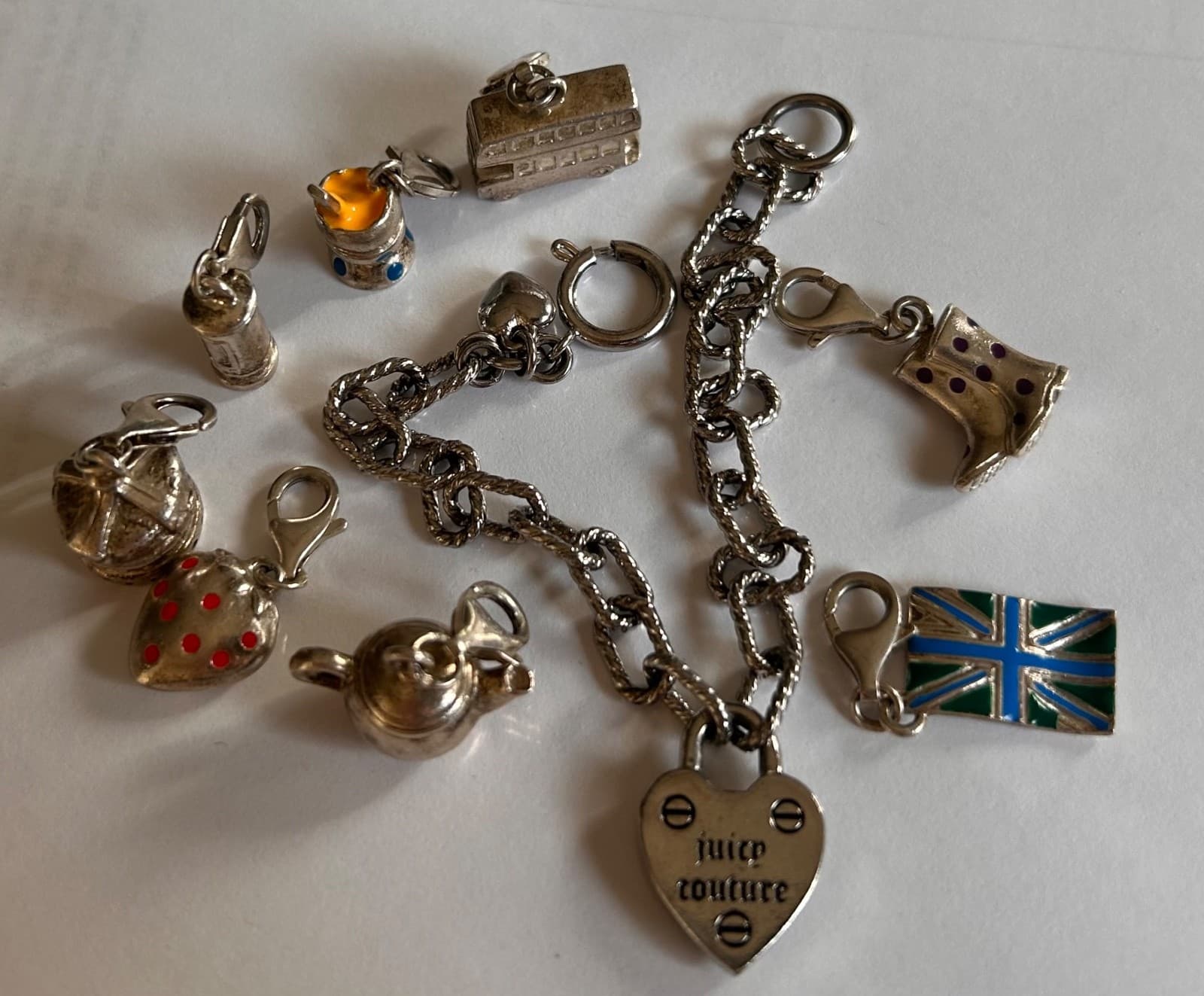 Vintage 925 Sterling Silver Juicy Couture 8 Charms Bracelet England Queen - Thumbnail 14
