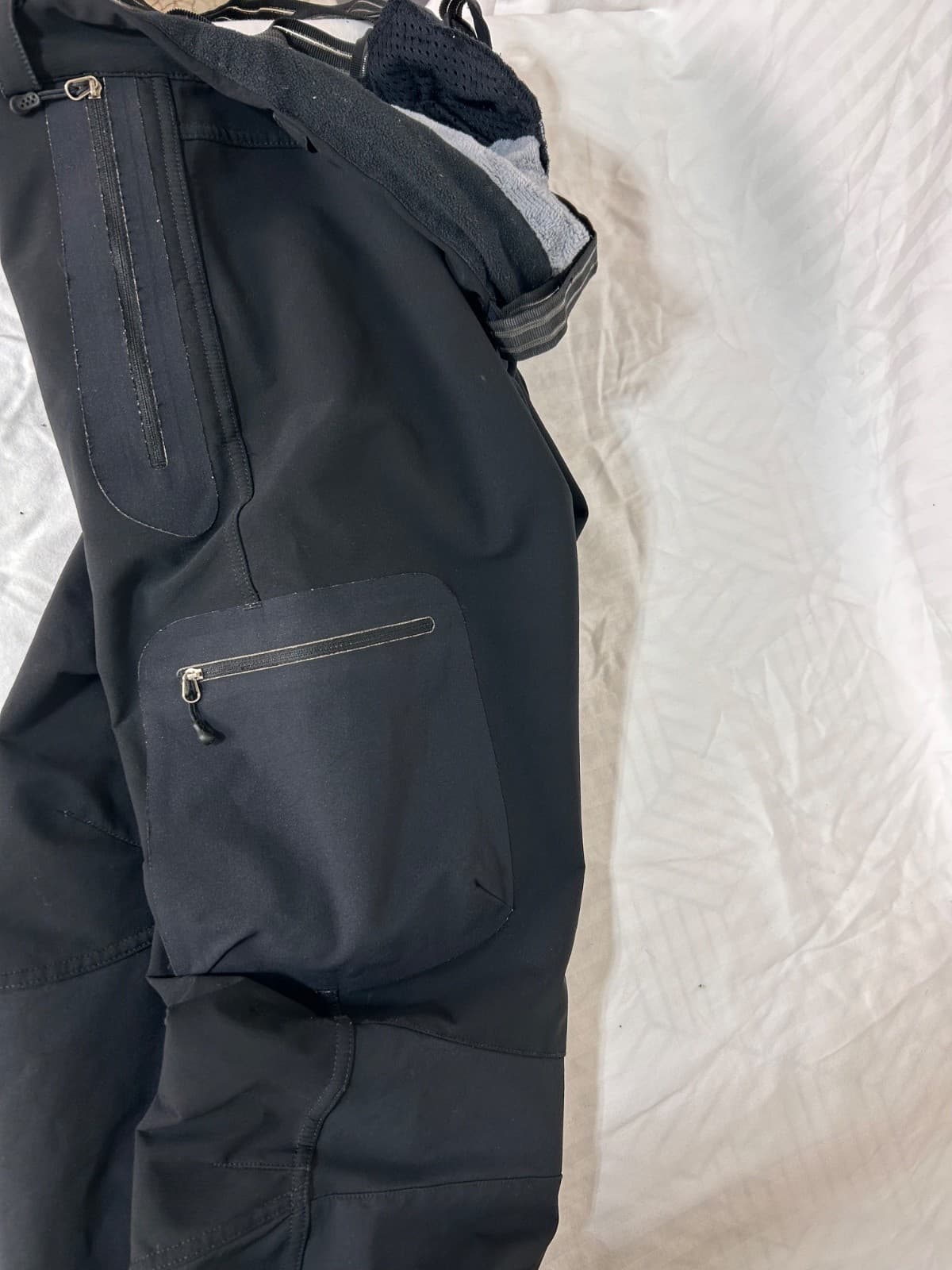 Vintage Patagonia Men’s size 32 Fleece Lined Black Ski Pant Suspenders Bib 84135 - Thumbnail 11