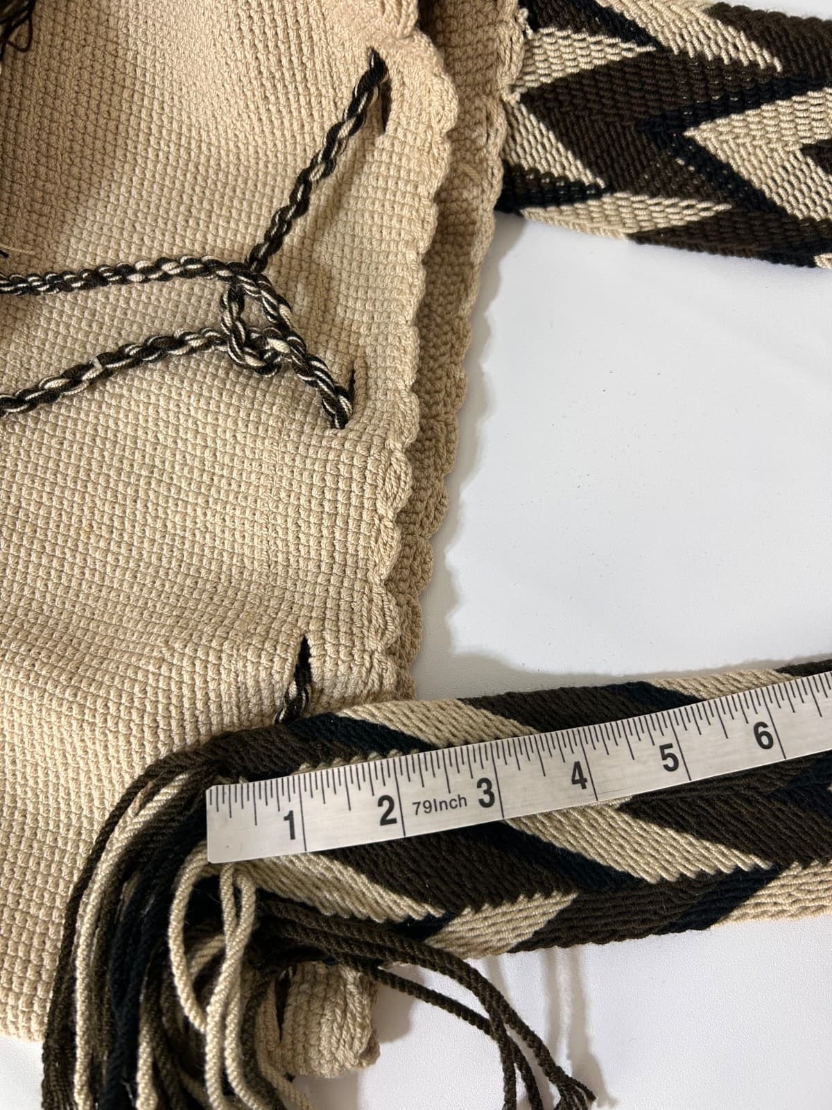 Wayuu Mochila Woven Bucket Bag Crossbody Handmade Boho Tassel Black & Beige - Thumbnail 10
