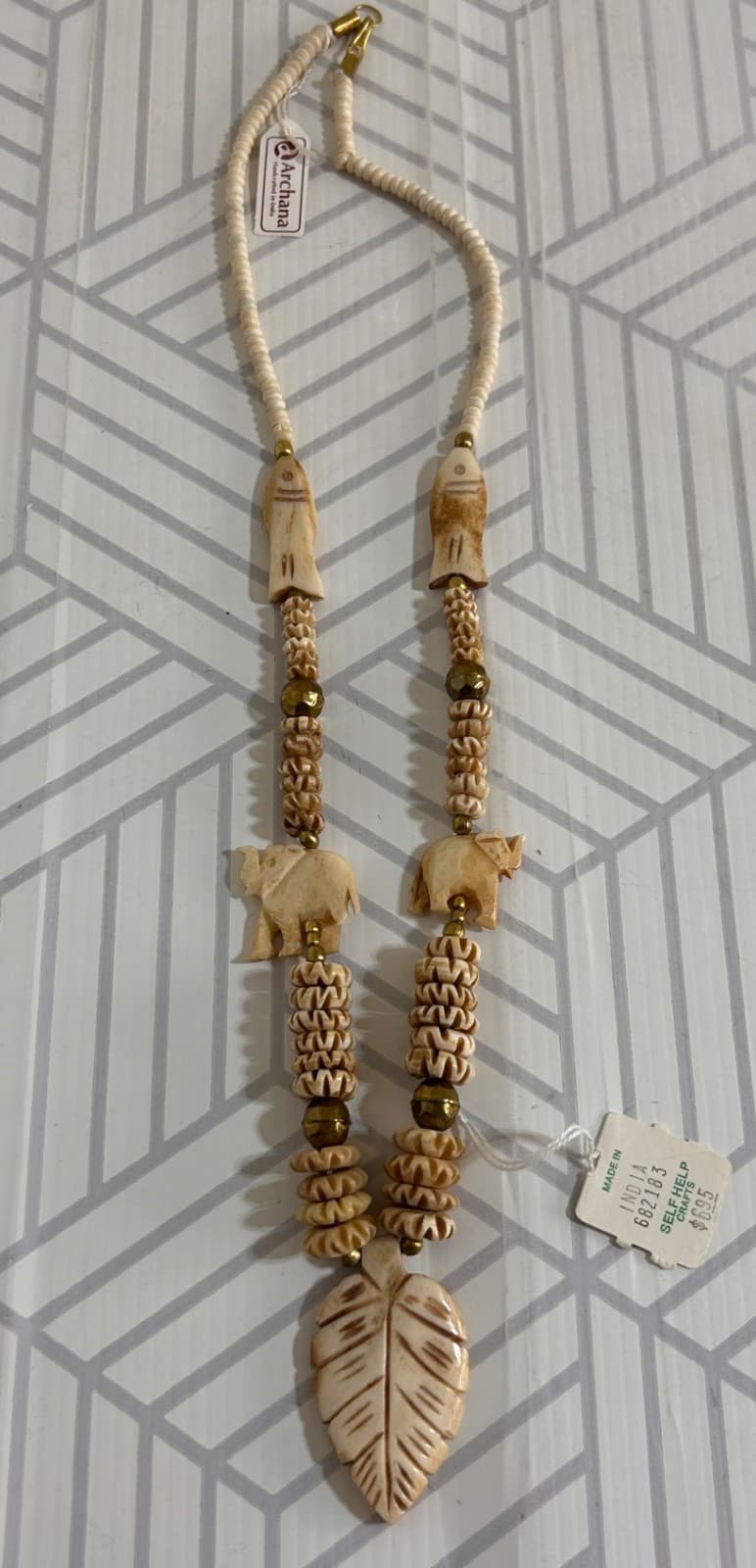 NWT Archana Hand made Vintage Chunky Elephants African Tribal Resin Necklace - Thumbnail 4