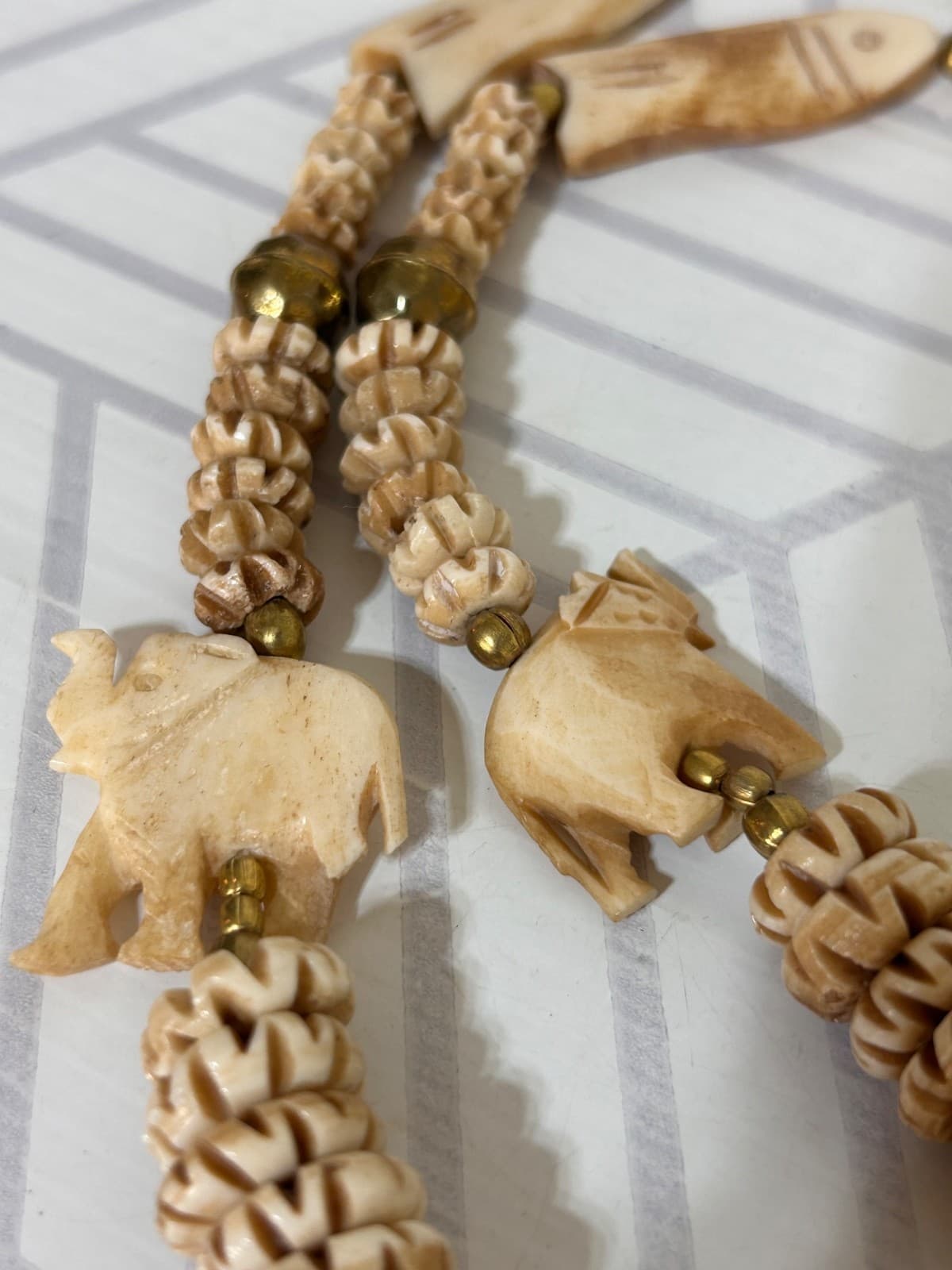 NWT Archana Hand made Vintage Chunky Elephants African Tribal Resin Necklace - Thumbnail 8