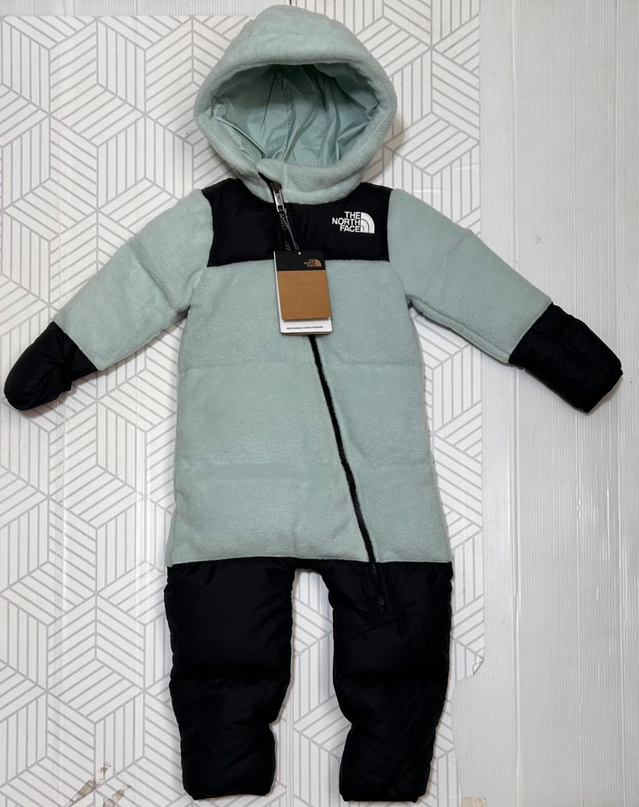 NWT $175 The North Face Baby 12-18 Mo Retro Nuptse One-piece 700 Down Snow Suit - Thumbnail 5