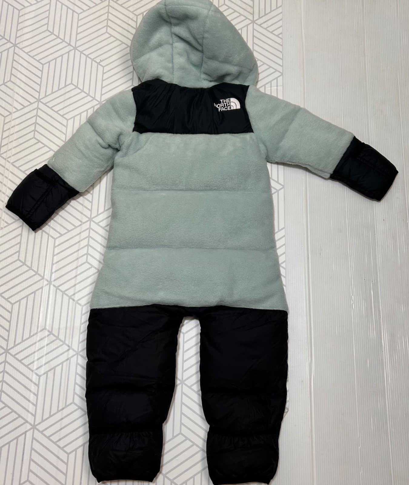 NWT $175 The North Face Baby 12-18 Mo Retro Nuptse One-piece 700 Down Snow Suit - Thumbnail 7
