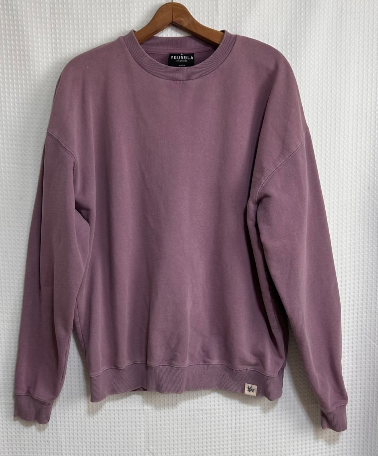 Young LA Sweatshirt Crewneck Embossed Logo Men's size Medium Mauve v - Thumbnail 5