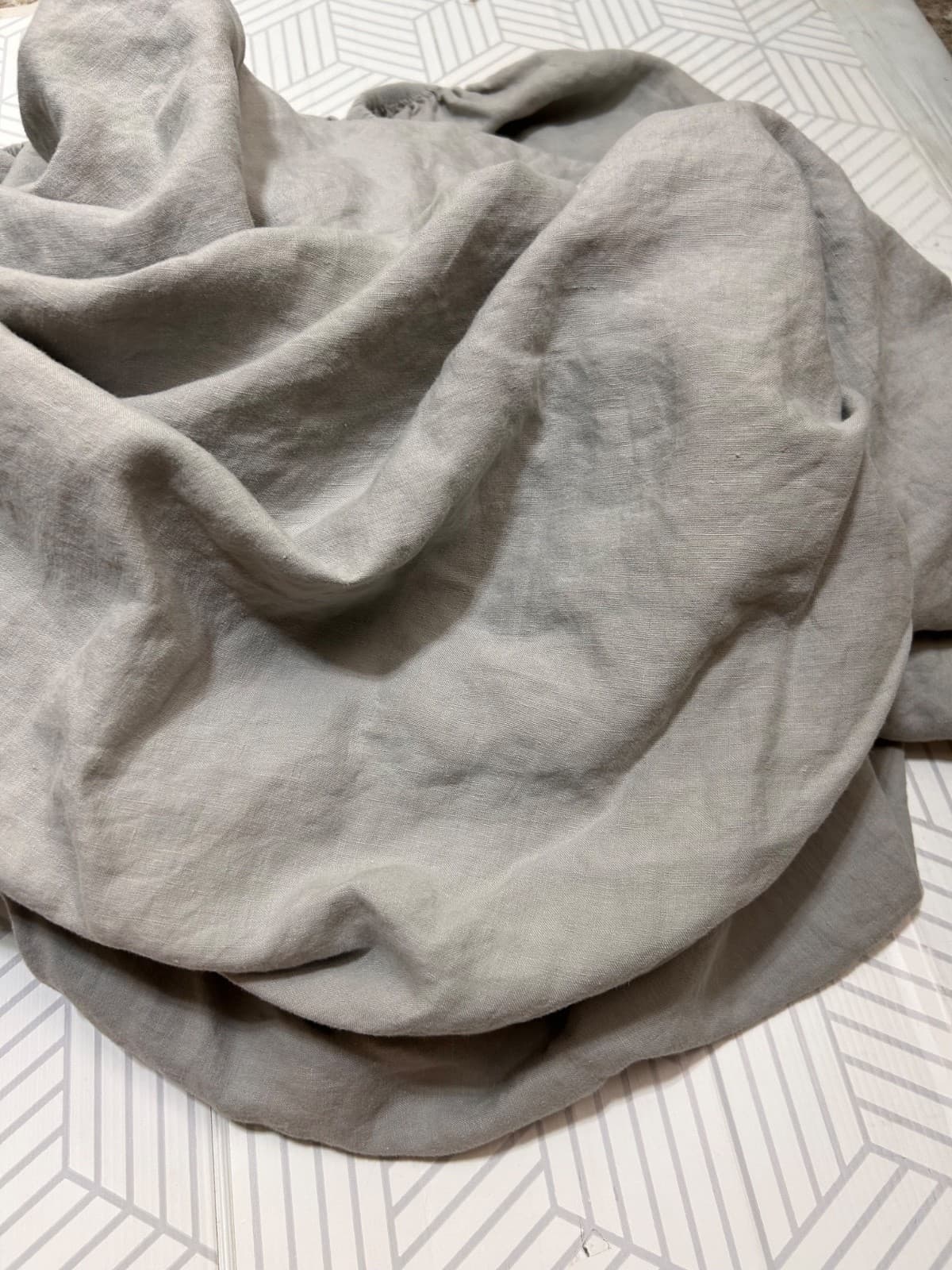 SIJO 100% Gray French Flax Linen Fitted & Flat Sheet KING/CAL KING 110" x 100" - Thumbnail 6