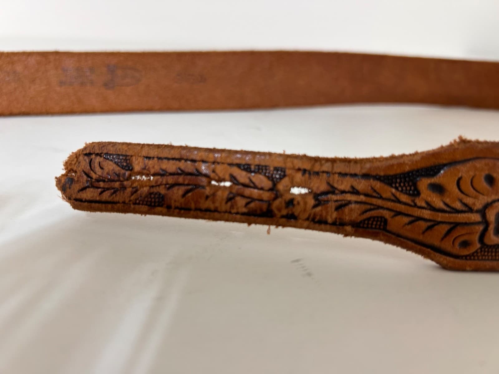 Justin Brass Horse Buckle Top Grain Cowhide Leather Belt Tooled Size 34 USA - Thumbnail 5