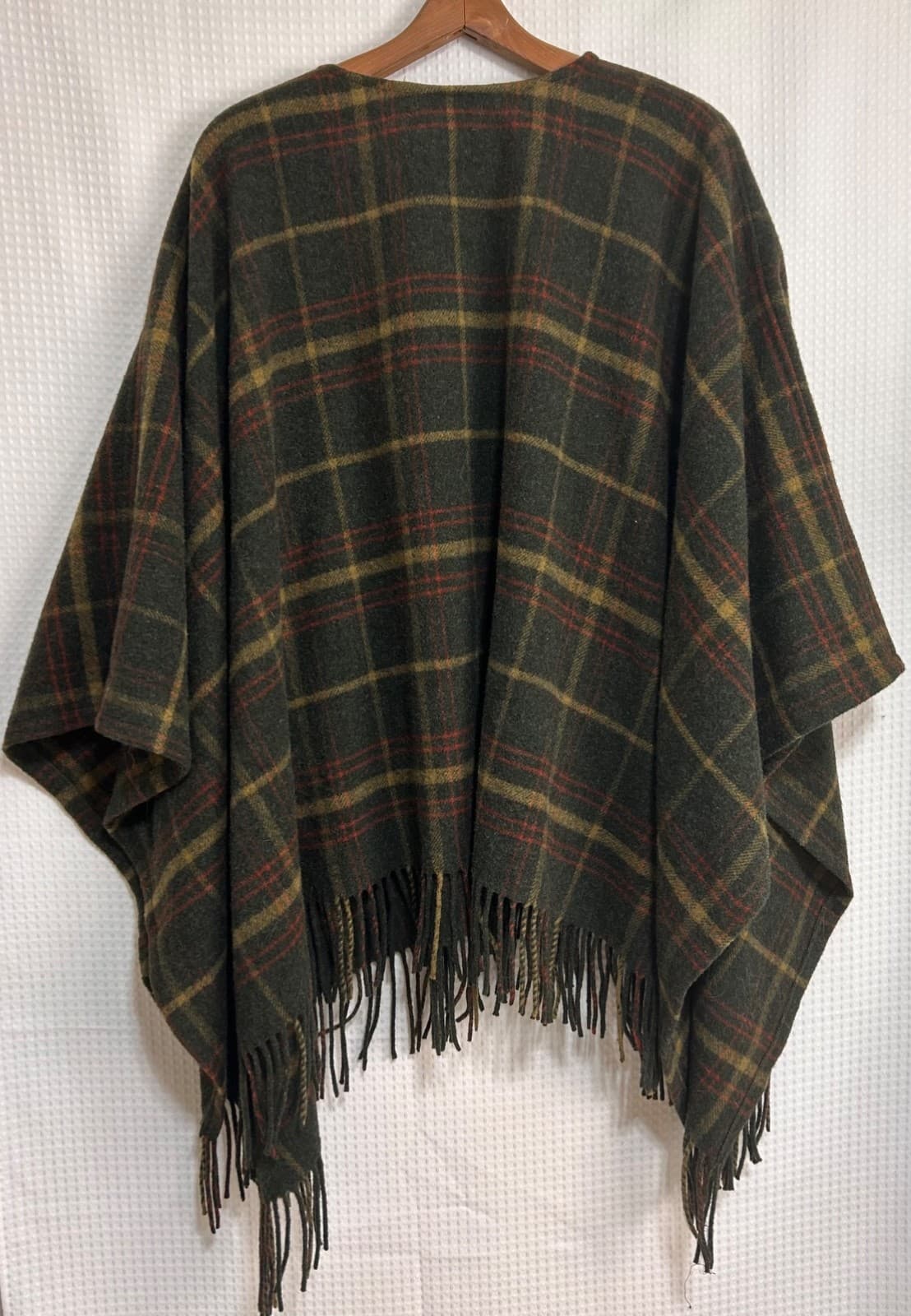 Vintage Orvis Jacket Womens M Tartan Wool Cape Poncho Pockets USA Celtic k - Thumbnail 4