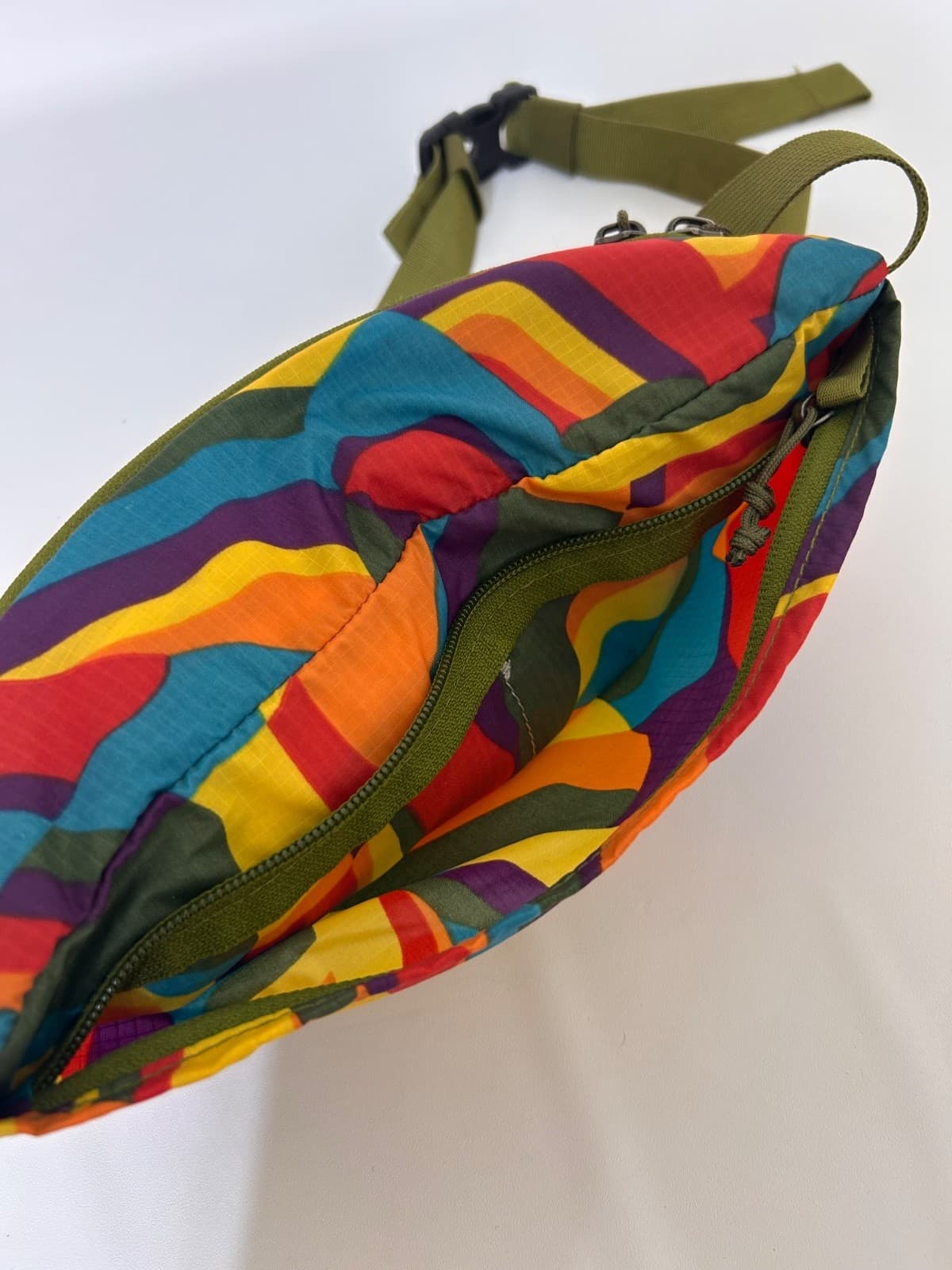REI Travel Trail Waist Fanny Pack Multicolor Polyester Adjustable Abstract Print - Thumbnail 12