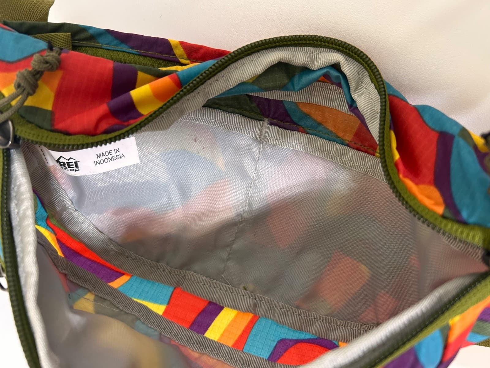 REI Travel Trail Waist Fanny Pack Multicolor Polyester Adjustable Abstract Print - Thumbnail 10