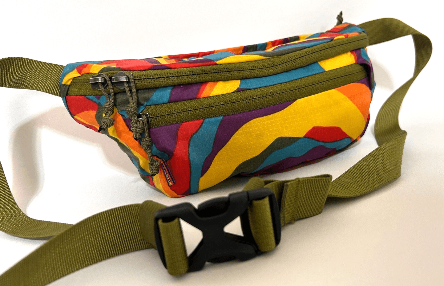 REI Travel Trail Waist Fanny Pack Multicolor Polyester Adjustable Abstract Print