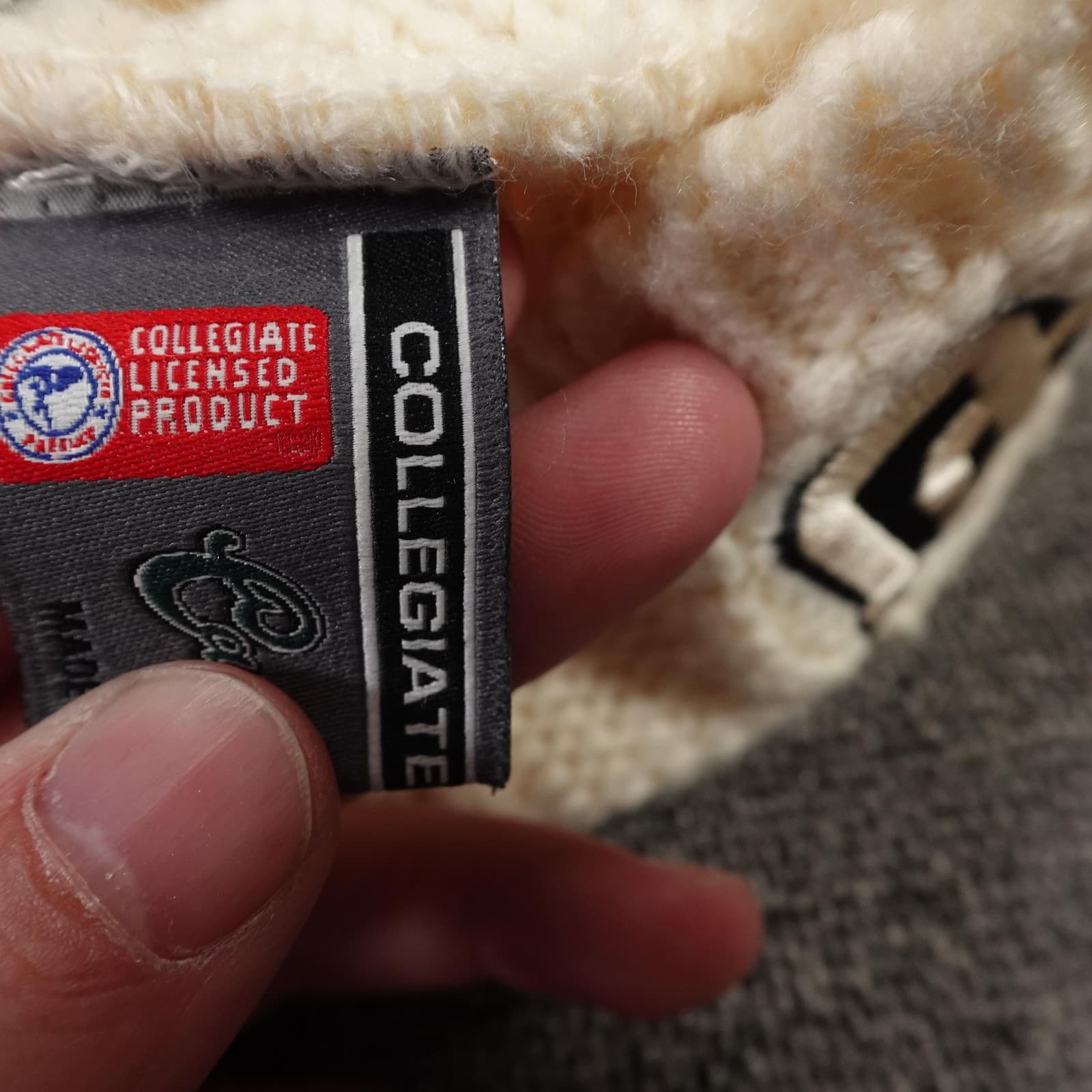Colorado Buffaloes Hat Beanie Womens One Size White NCAA Football Knit Winter - Thumbnail 5