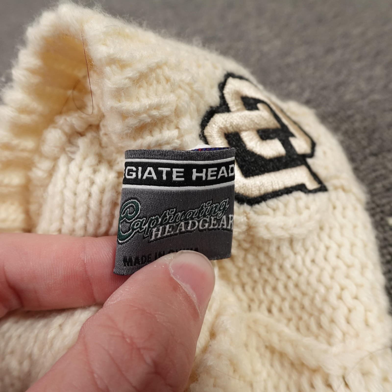 Colorado Buffaloes Hat Beanie Womens One Size White NCAA Football Knit Winter - Thumbnail 4