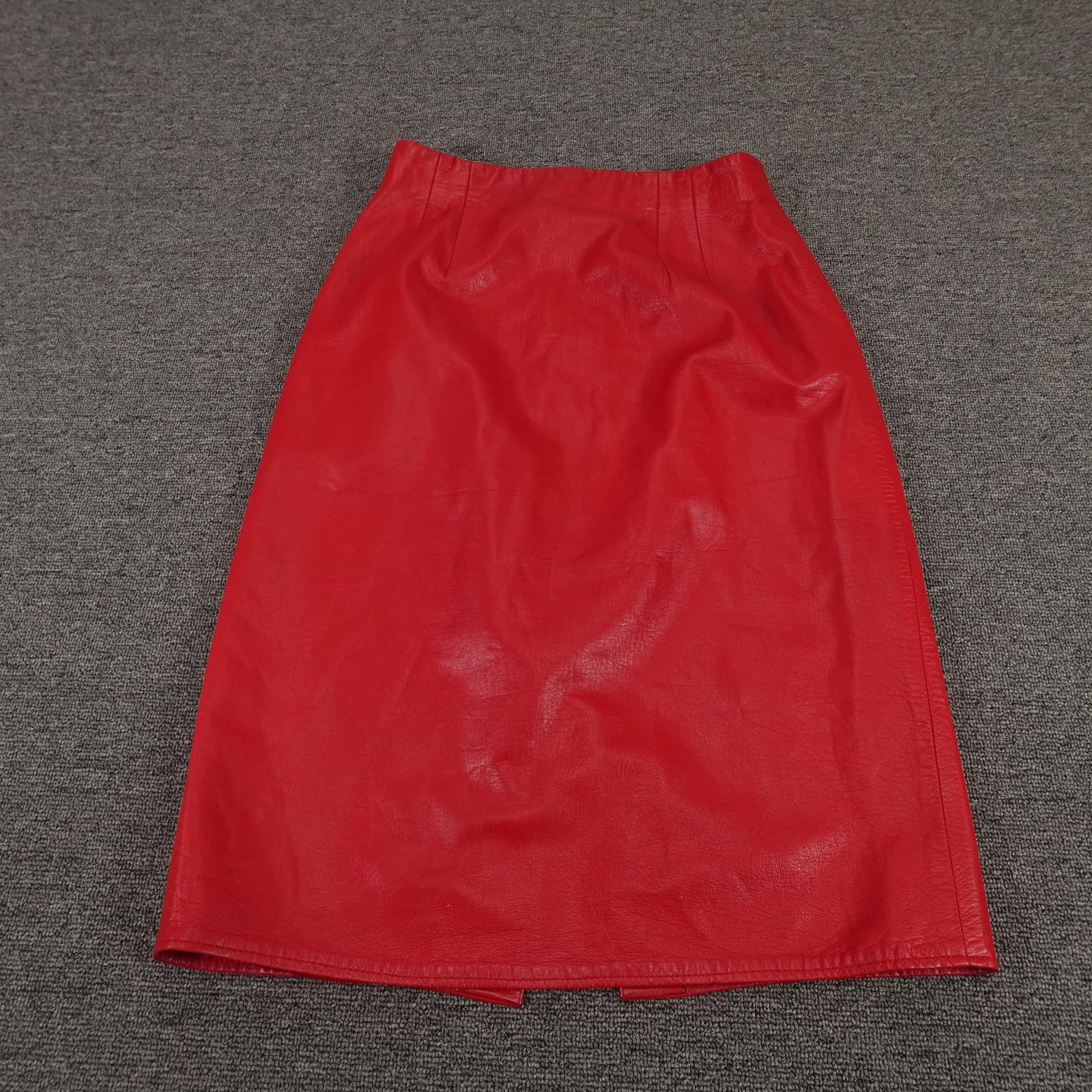 Vintage Vakko Skirt 8 Red Soft Luxury Leather Midi Runway Statement USA 80s