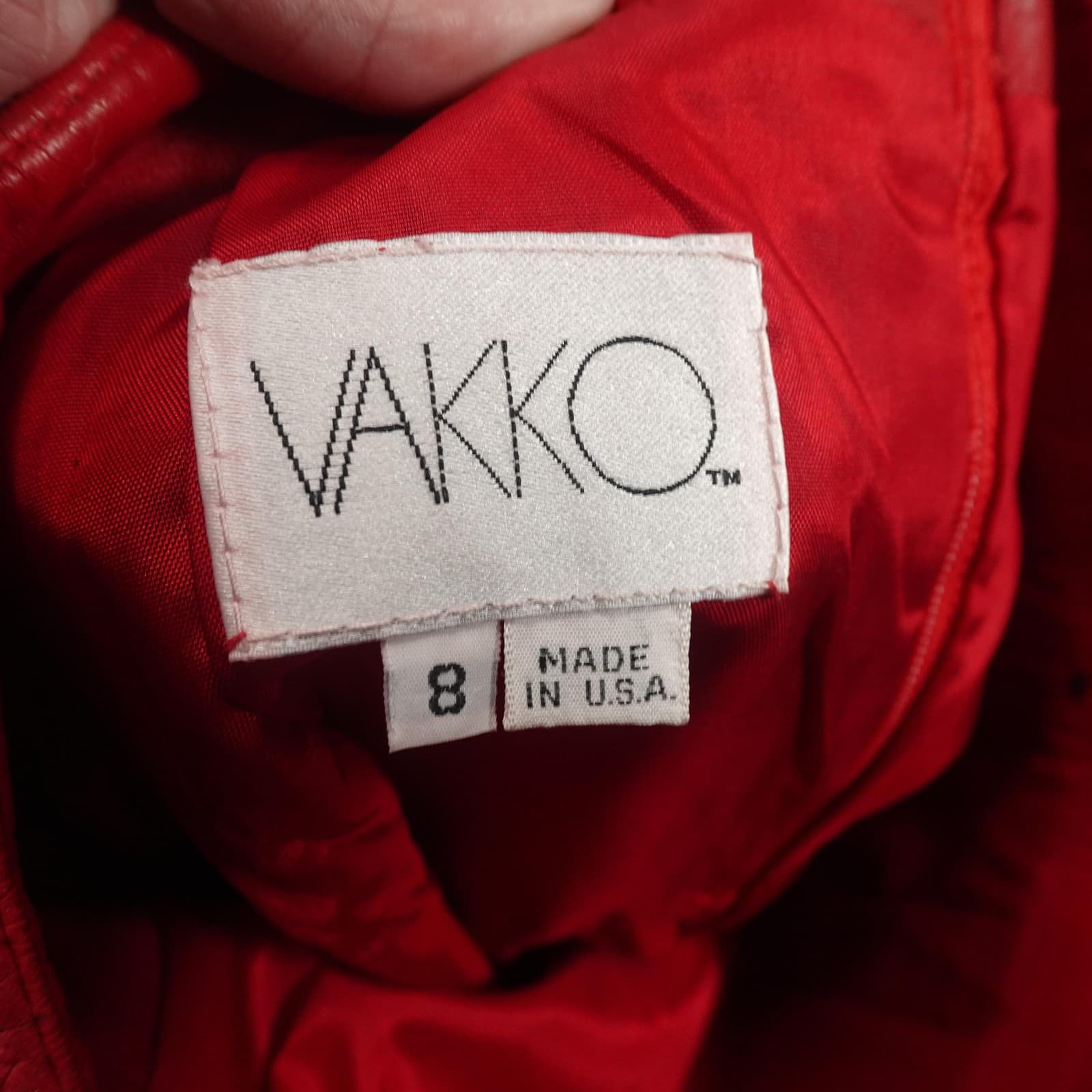 Vintage Vakko Skirt 8 Red Soft Luxury Leather Midi Runway Statement USA 80s - Thumbnail 3