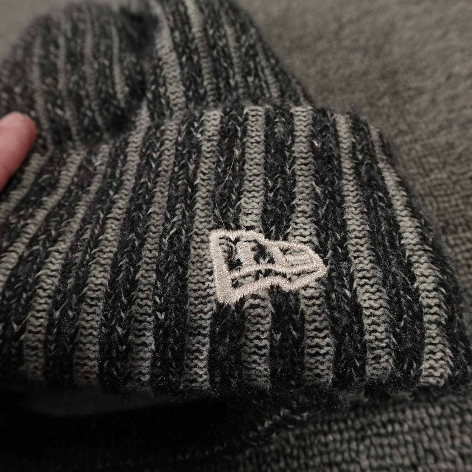 Kansas City Chiefs Beanie Hat Cap Mens One Size Gray NFL Football New Era Camo - Thumbnail 3