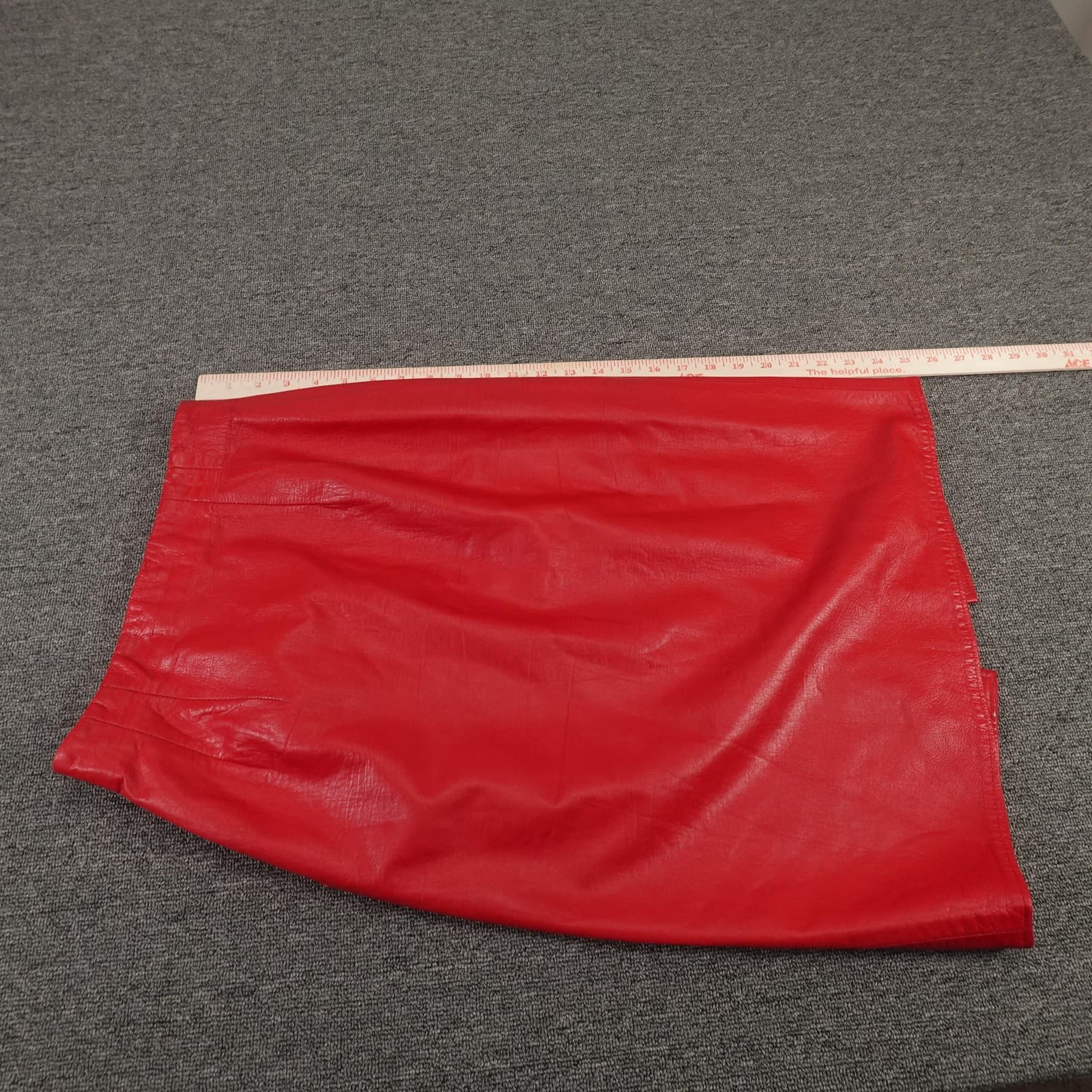 Vintage Vakko Skirt 8 Red Soft Luxury Leather Midi Runway Statement USA 80s - Thumbnail 8