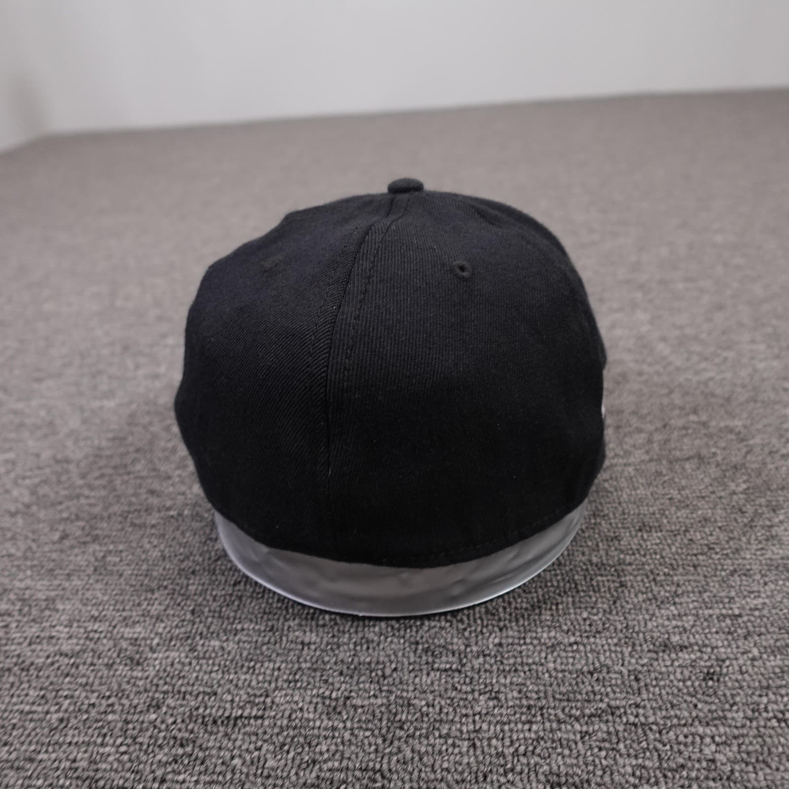Chicago Bulls Hat Cap Fitted Mens Medium Black NBA Basketball Chandler Otto Flex - Thumbnail 4