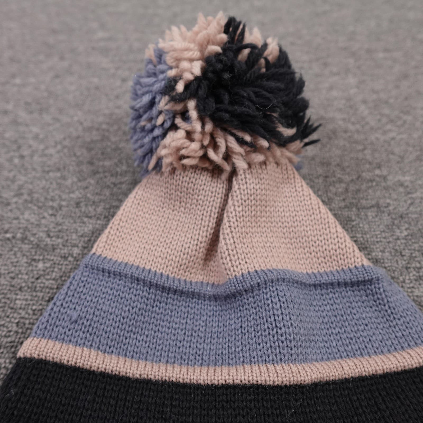 Sattley Hat Beanie Fitted Mens One Size Beige Gray Black Striped Pom Knit Lined - Thumbnail 2