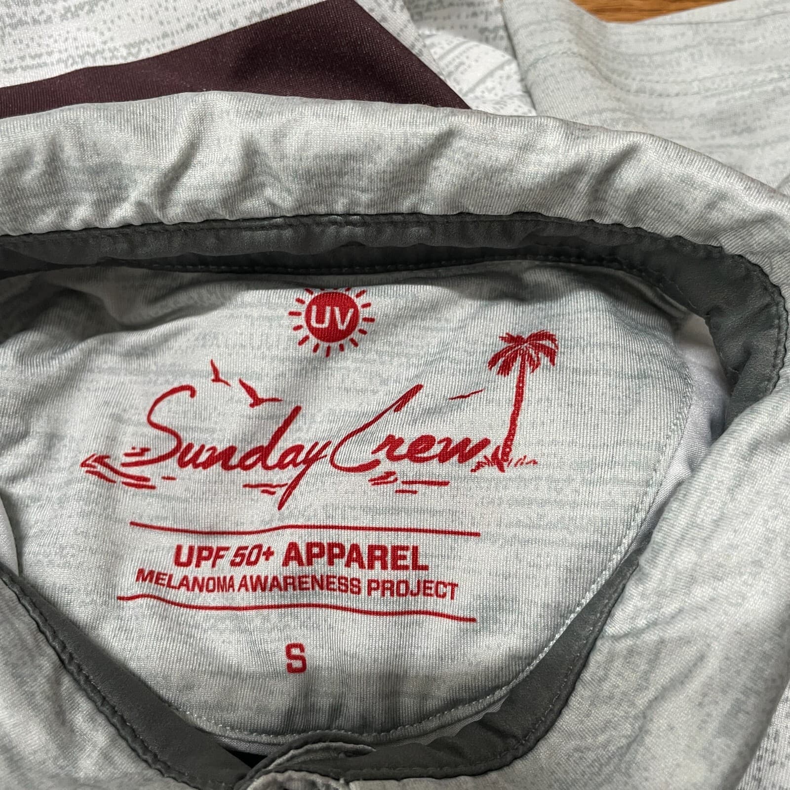Sunday Crew Polo Shirt Adult Small Gray Red Mountain Skyline Golf UV Mens - Thumbnail 9