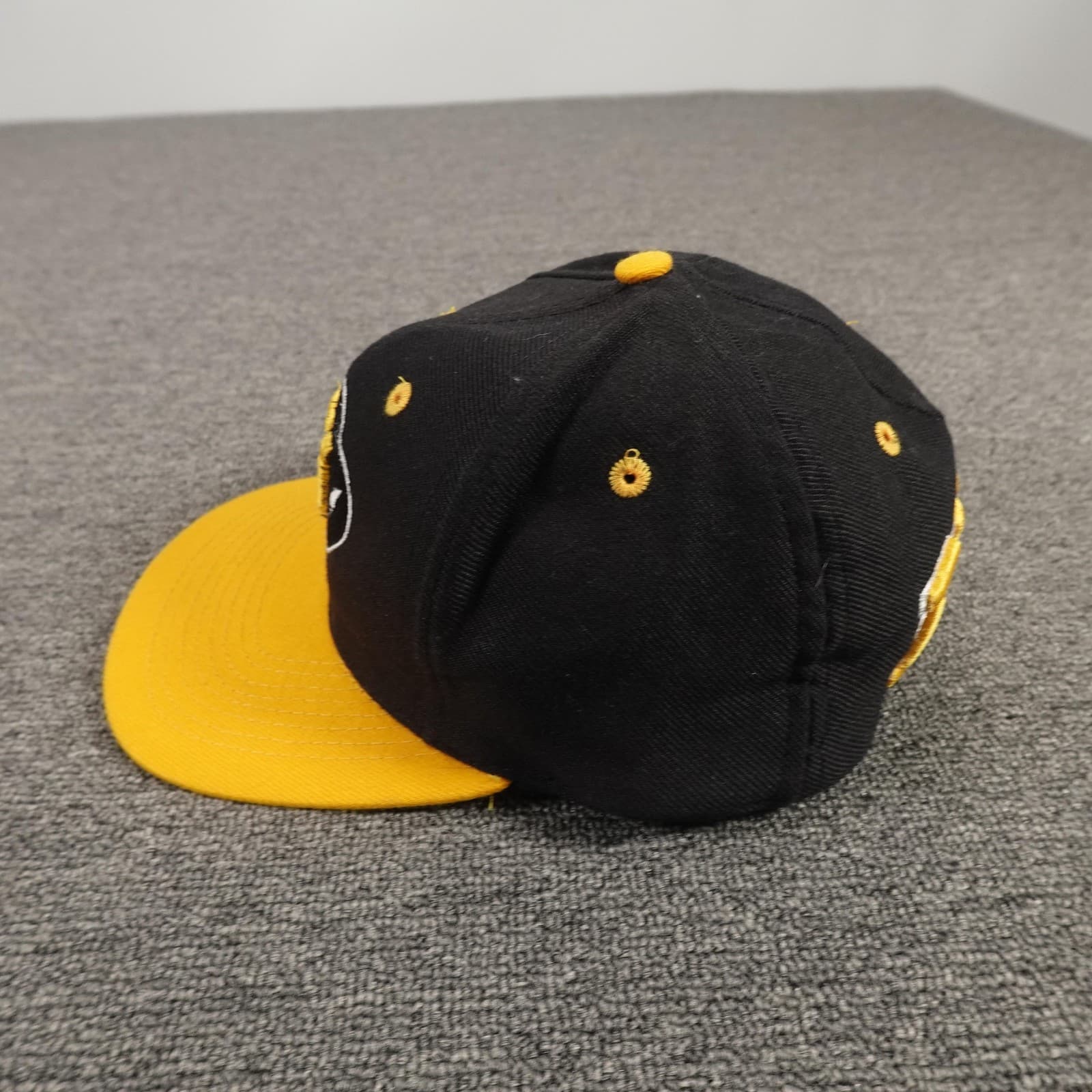 Vintage Colorado Buffaloes Hat Cap Fitted Mens 7 1/8 Black NCAA Football TOW - Thumbnail 6