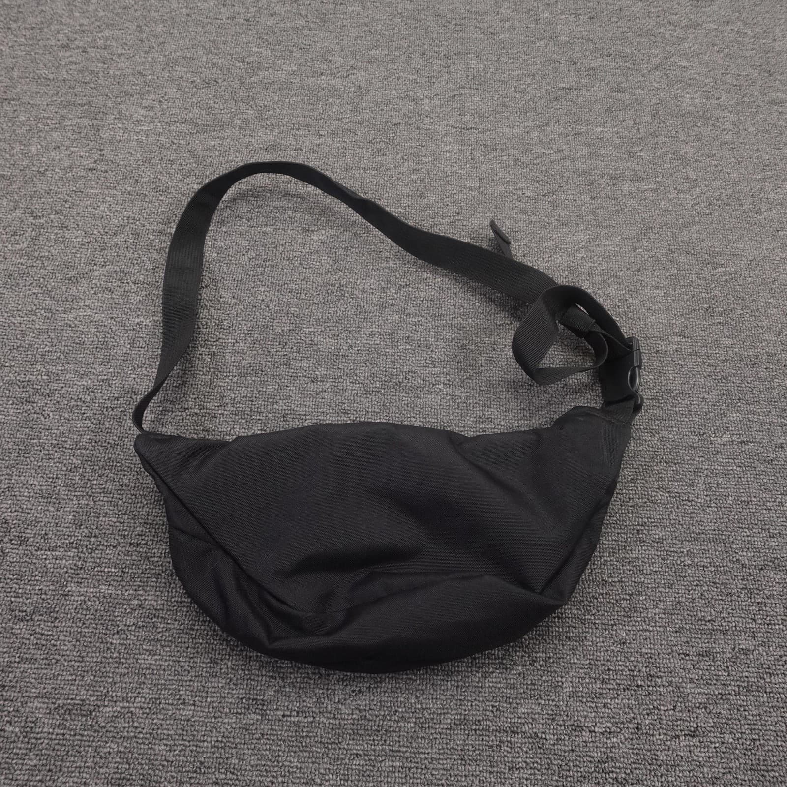 Jansport Fifth Avenue Fanny Pack Black Polyester Travel Waist Belt Bag Unisex - Thumbnail 3