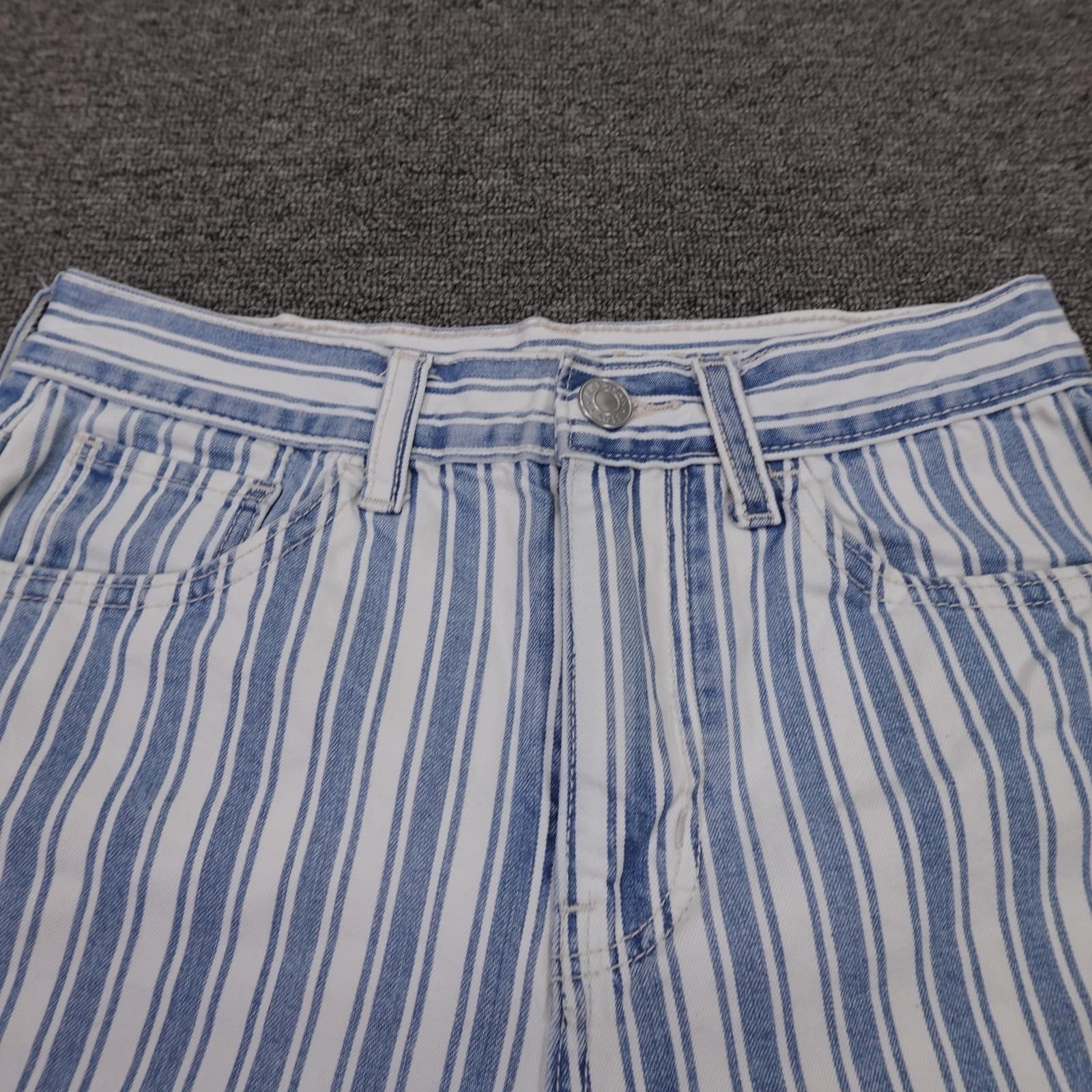 American Eagle Outfitters Mom Shorts Womens 00 Blue Striped Denim Cuffed Casual - Thumbnail 2