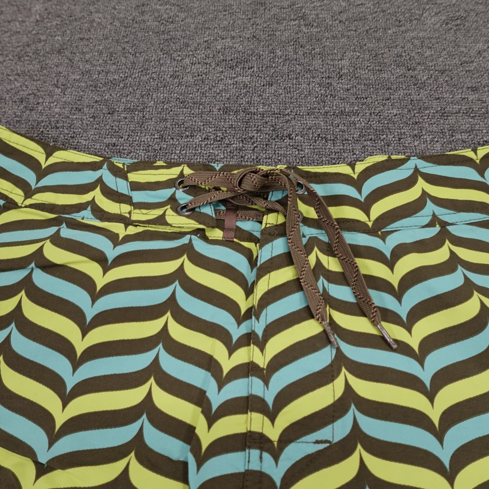 Patagonia Board Shorts Mens 32 Multicolor Chevron Swim Trunks Nylon Drawstring - Thumbnail 3