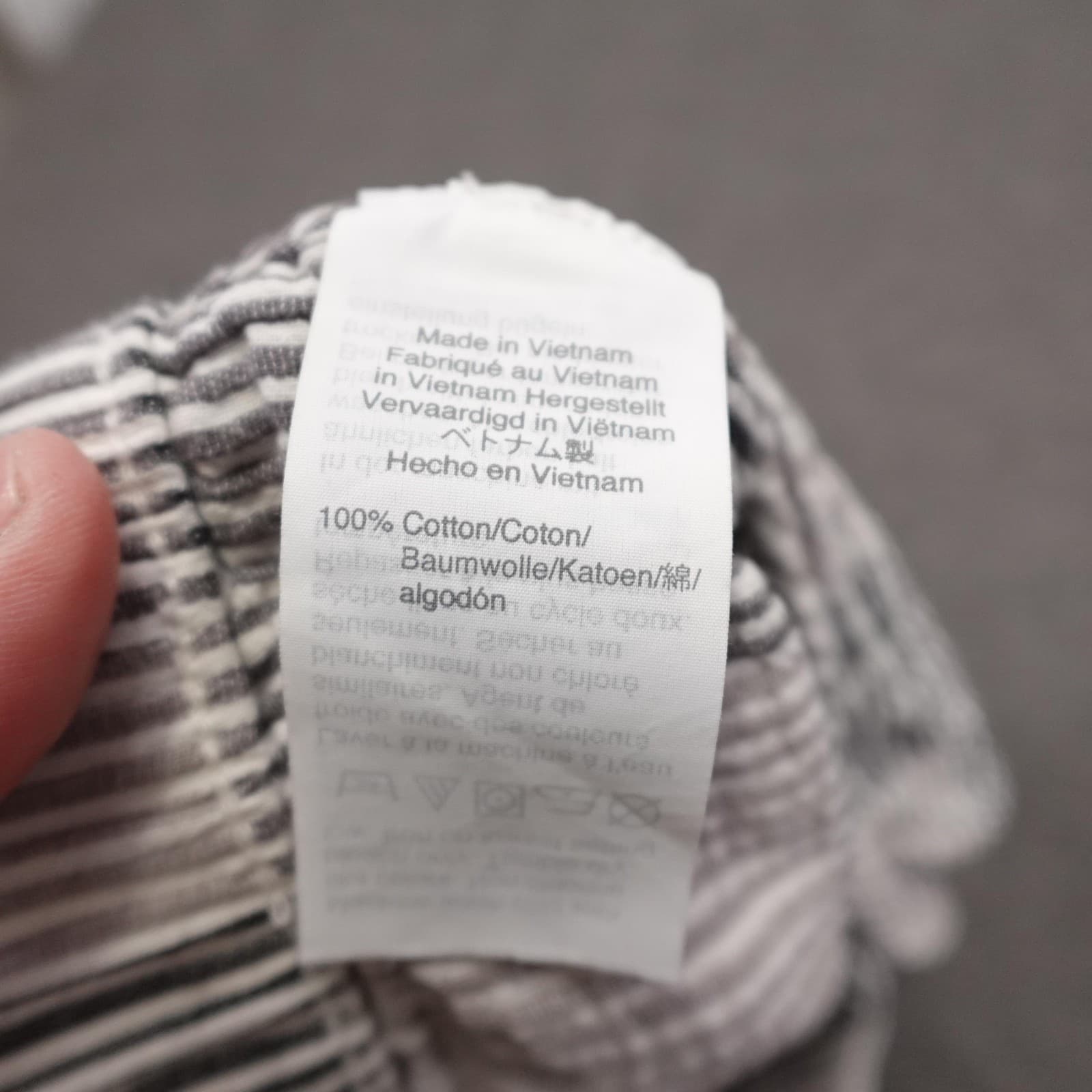 Madewell Shorts Womens XS White Seersucker Stripe Chino Elastic Waist 3 Inseam - Thumbnail 3