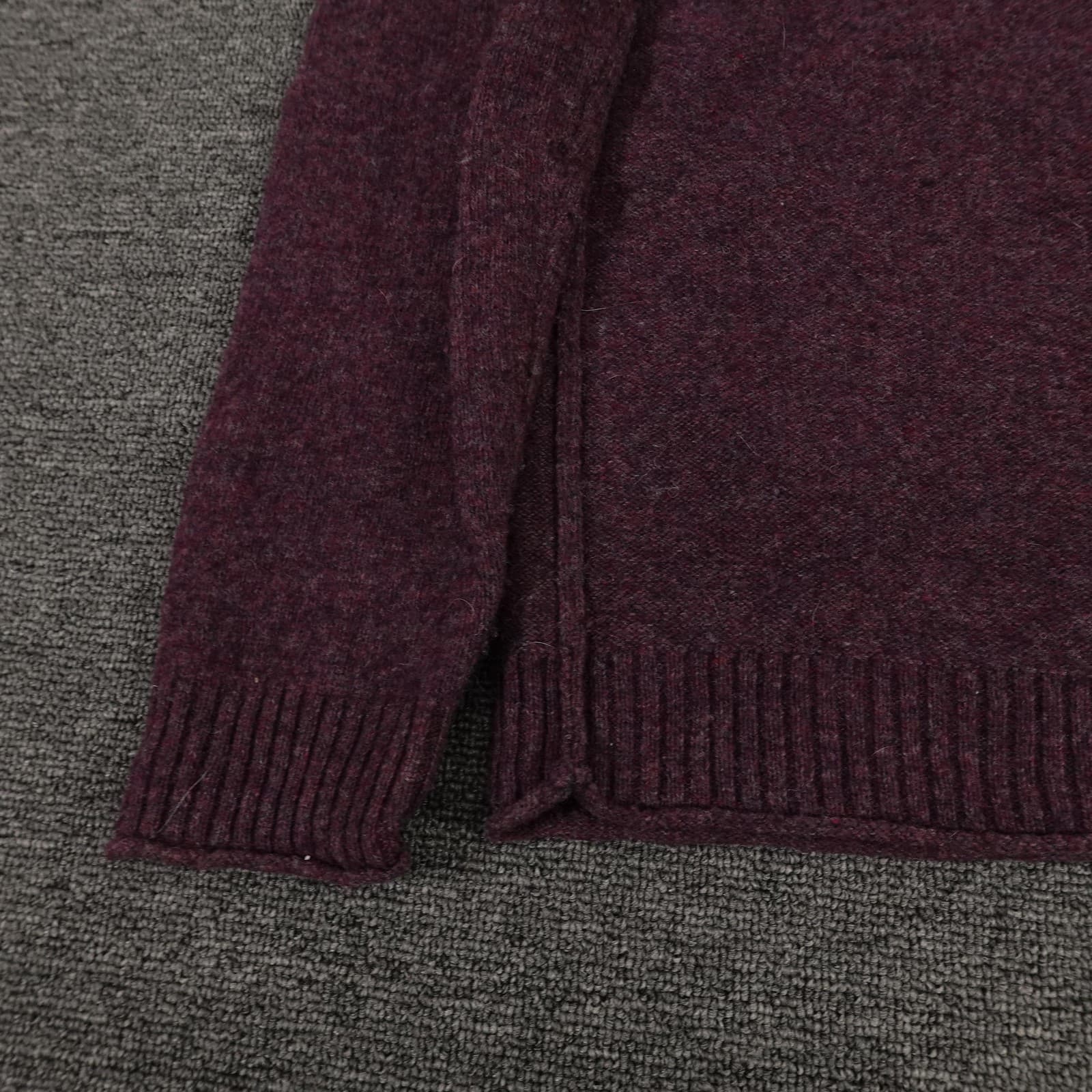 White Stuff Sweater Mens Medium Purple V Neck Pullover Laundered Classics Knit - Thumbnail 3