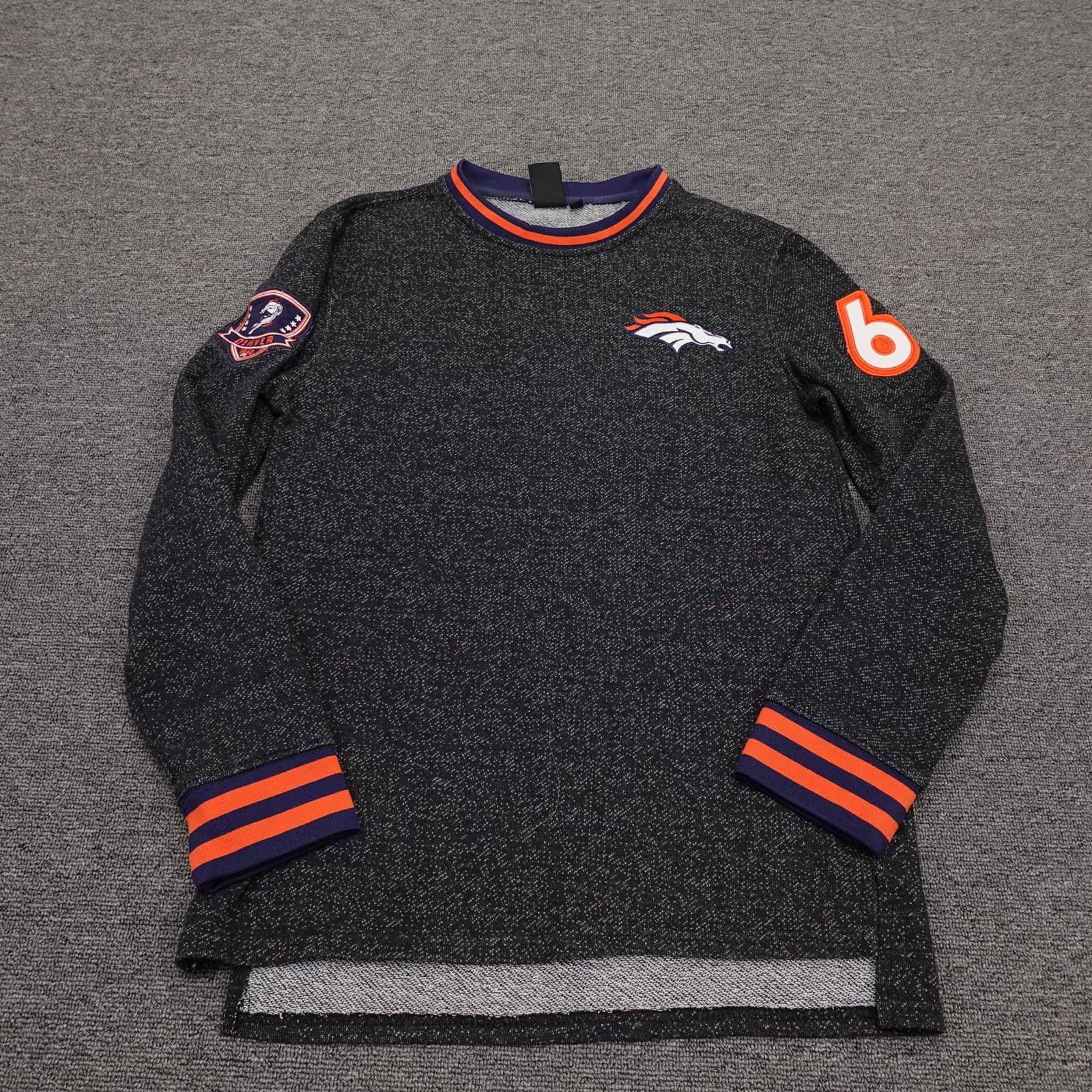 Denver Broncos Sweater Mens Small Gray Long Sleeve NFL Football NFL Team Apparel