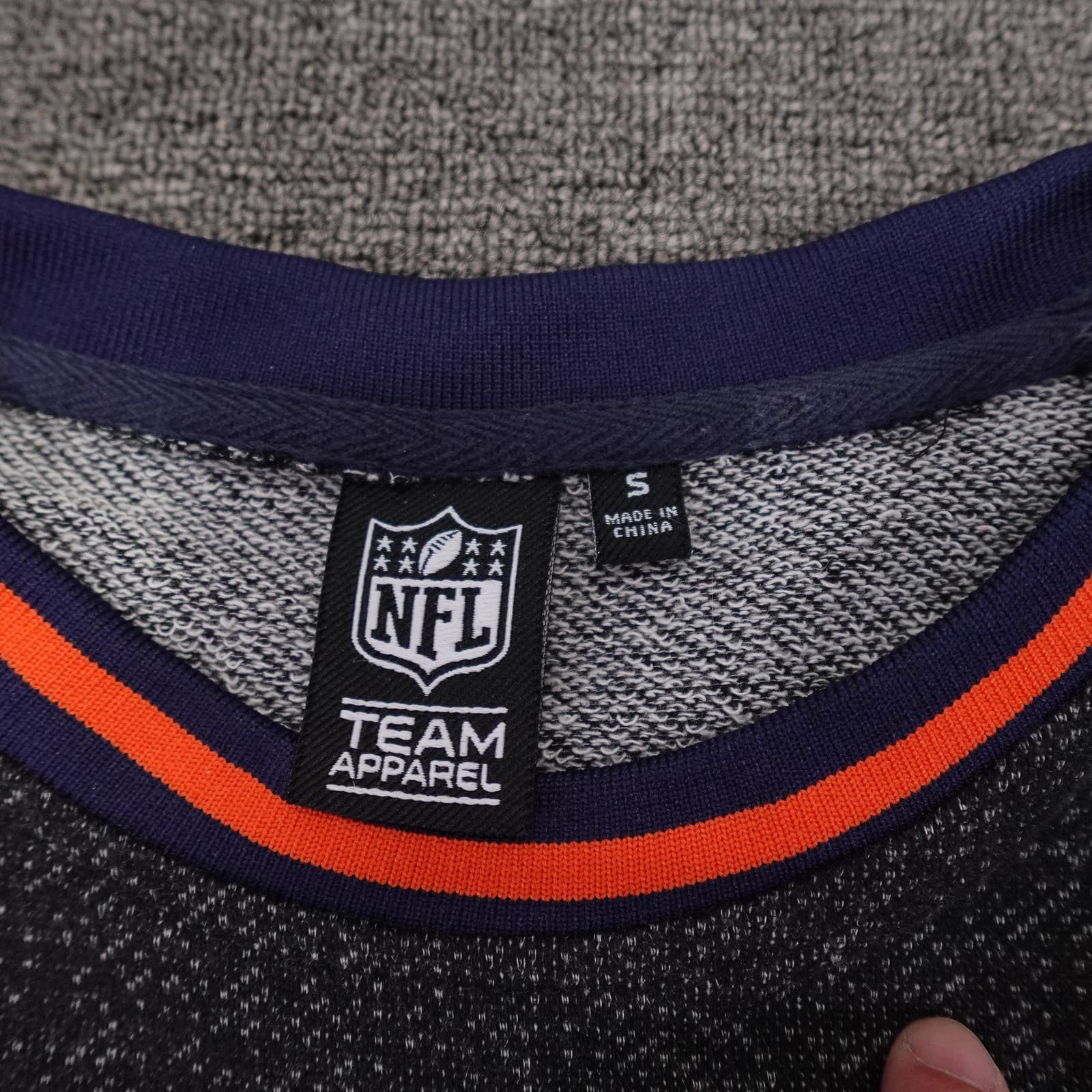 Denver Broncos Sweater Mens Small Gray Long Sleeve NFL Football NFL Team Apparel - Thumbnail 3