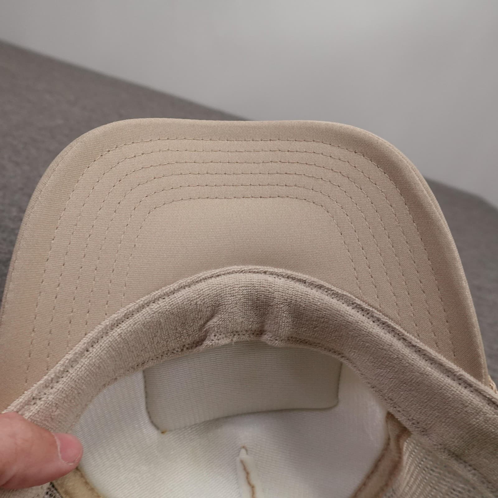 Friday Feelin Hat Cap Snap Back Mens One Size Beige Trucker Retro Smiley Patch - Thumbnail 6