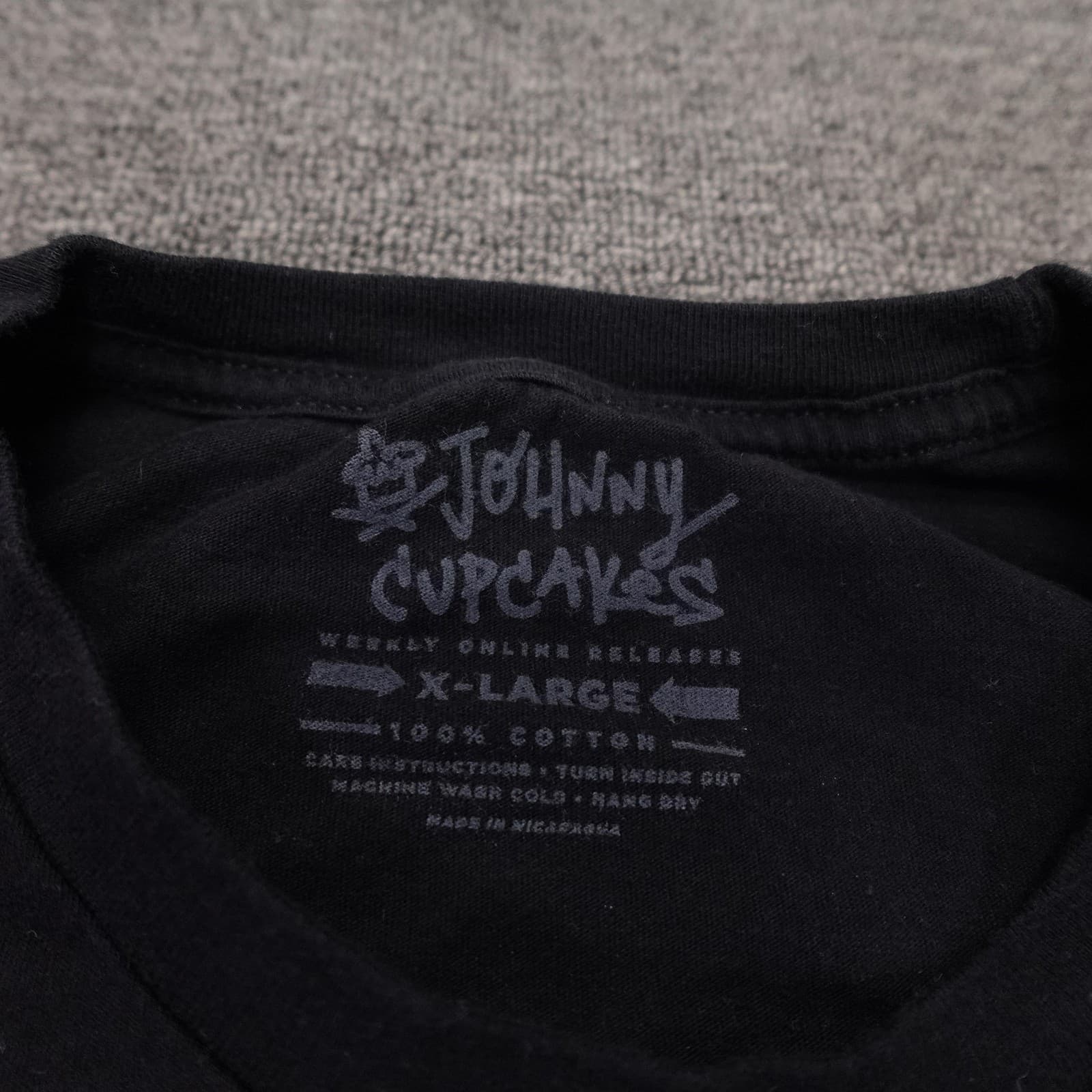 Johnny Cupcakes Shirt Mens XL Black Graphic Logo Tee Tagless Streetwear - Thumbnail 4