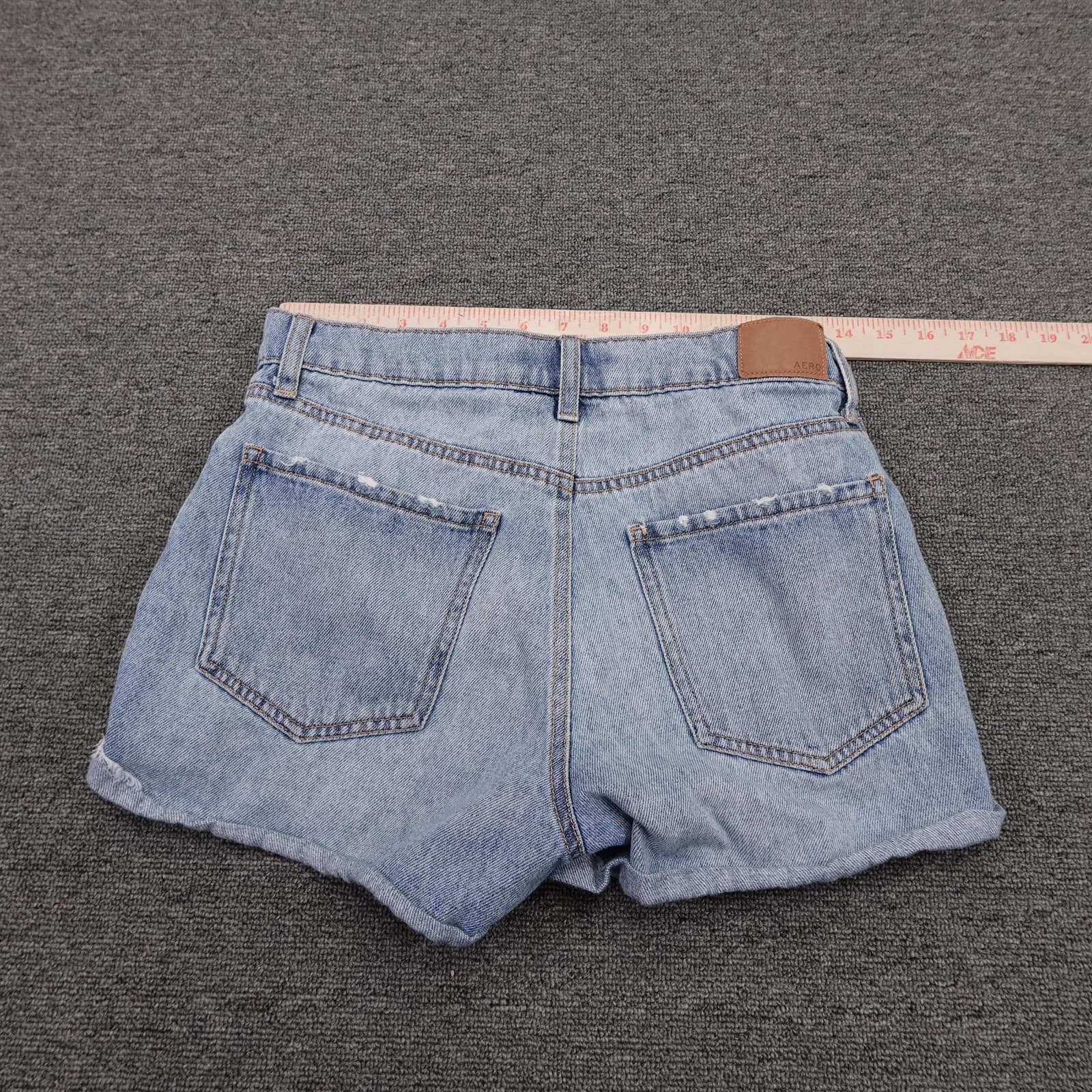 Aero Mom Shorts Womens 4 Blue Denim Distressed Cutoff Raw Hem 3 Inseam Summer - Thumbnail 4