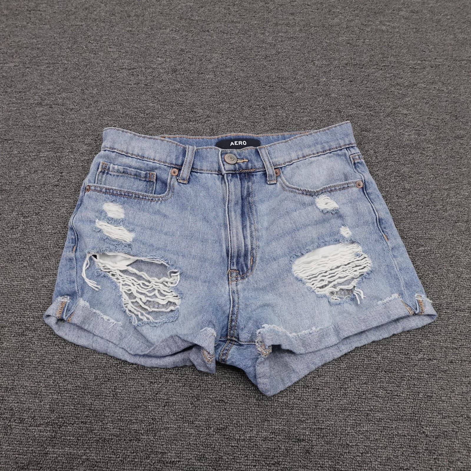 Aero Mom Shorts Womens 4 Blue Denim Distressed Cutoff Raw Hem 3 Inseam Summer