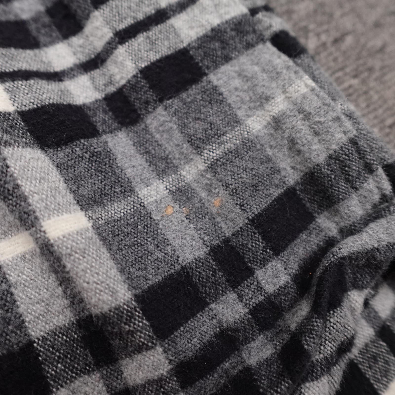 L.L.Bean Signature Shirt Mens Medium Gray Plaid Flannel Long Sleeve Button Up - Thumbnail 6