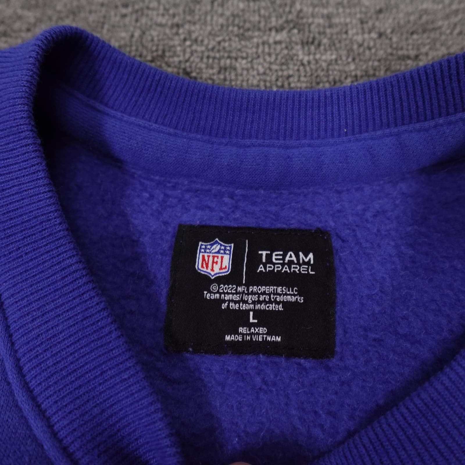 New York Giants Sweatshirt Mens Large Blue NFL Football Team Apparel Crewneck - Thumbnail 3