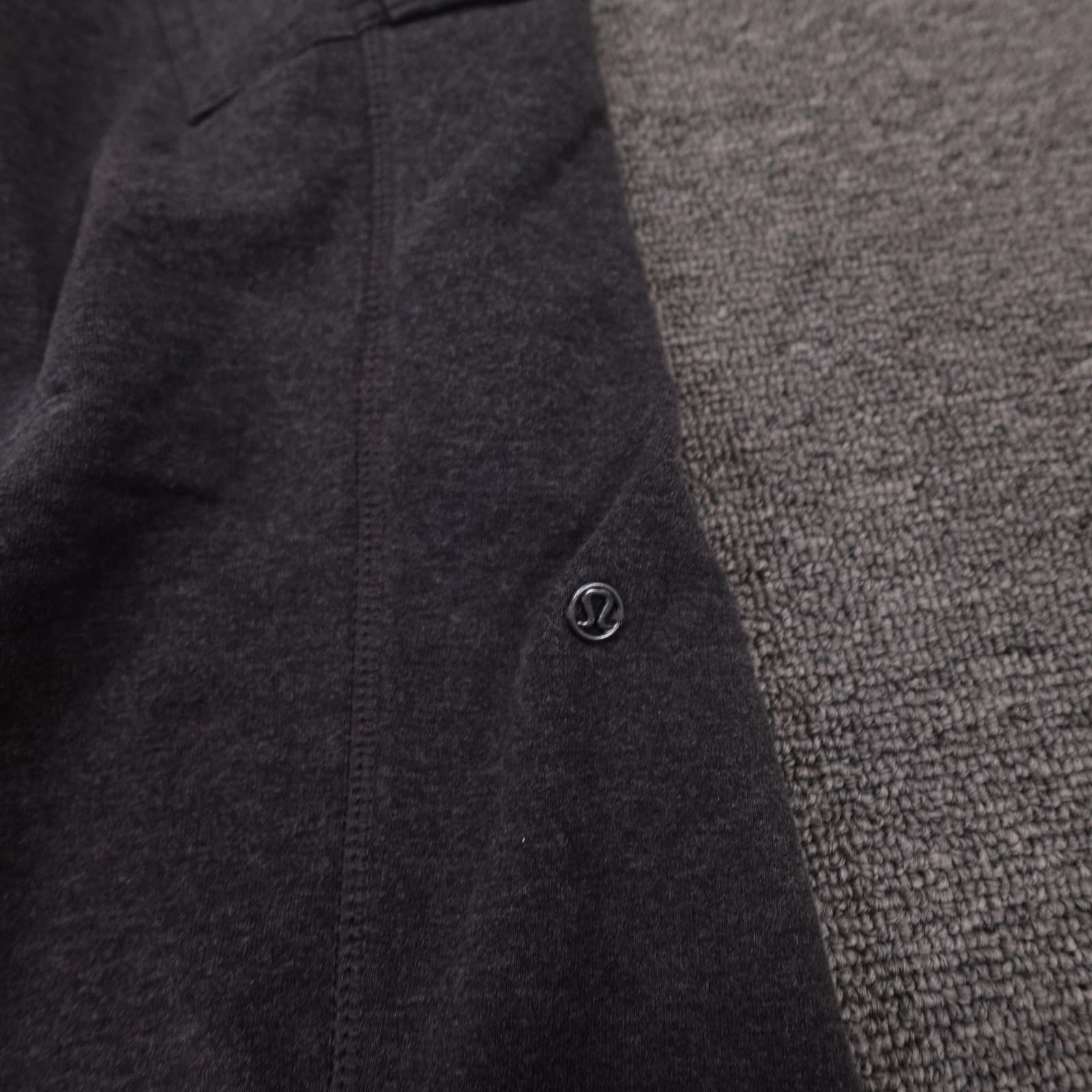 Lululemon Pants Womens 6 Gray Cargo Sweatpants Knit Straight Leg Yoga Athletic - Thumbnail 2