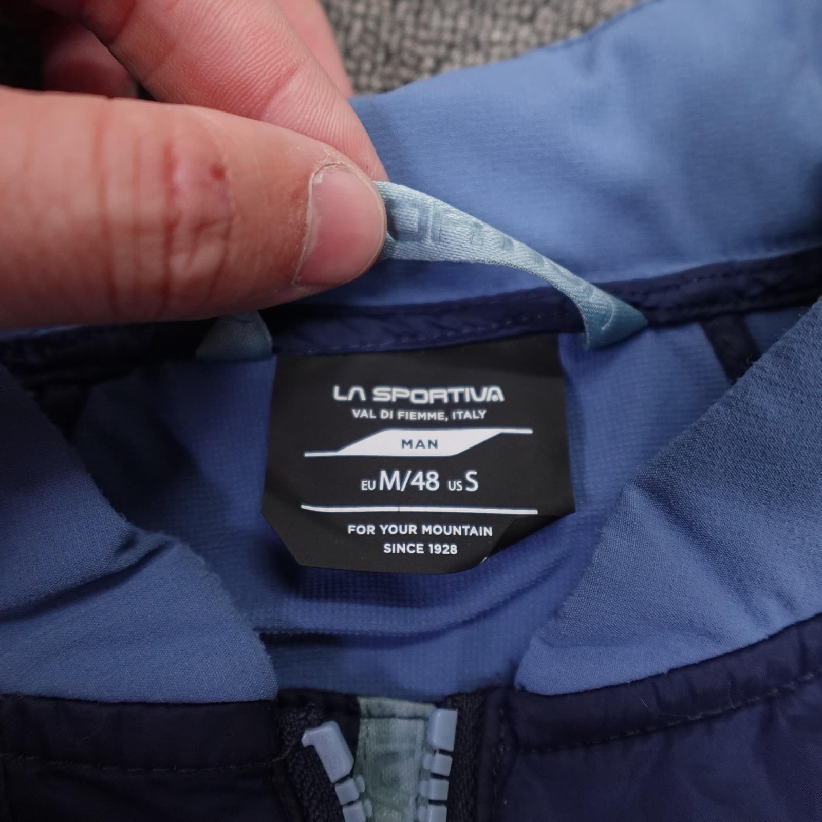 La Sportiva Cloud Vest Mens Small Blue Quilted Insulated Full Zip Lightweight - Thumbnail 3