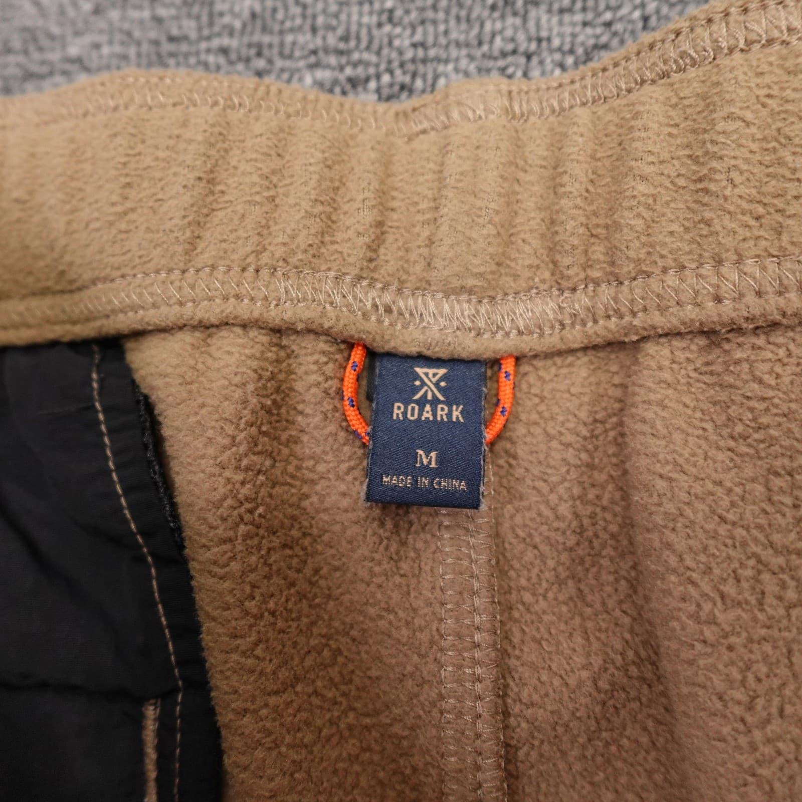 Roark Pants Mens Medium 34x29 Beige Fleece Jogger Elastic Waist Outdoor Hiking - Thumbnail 3
