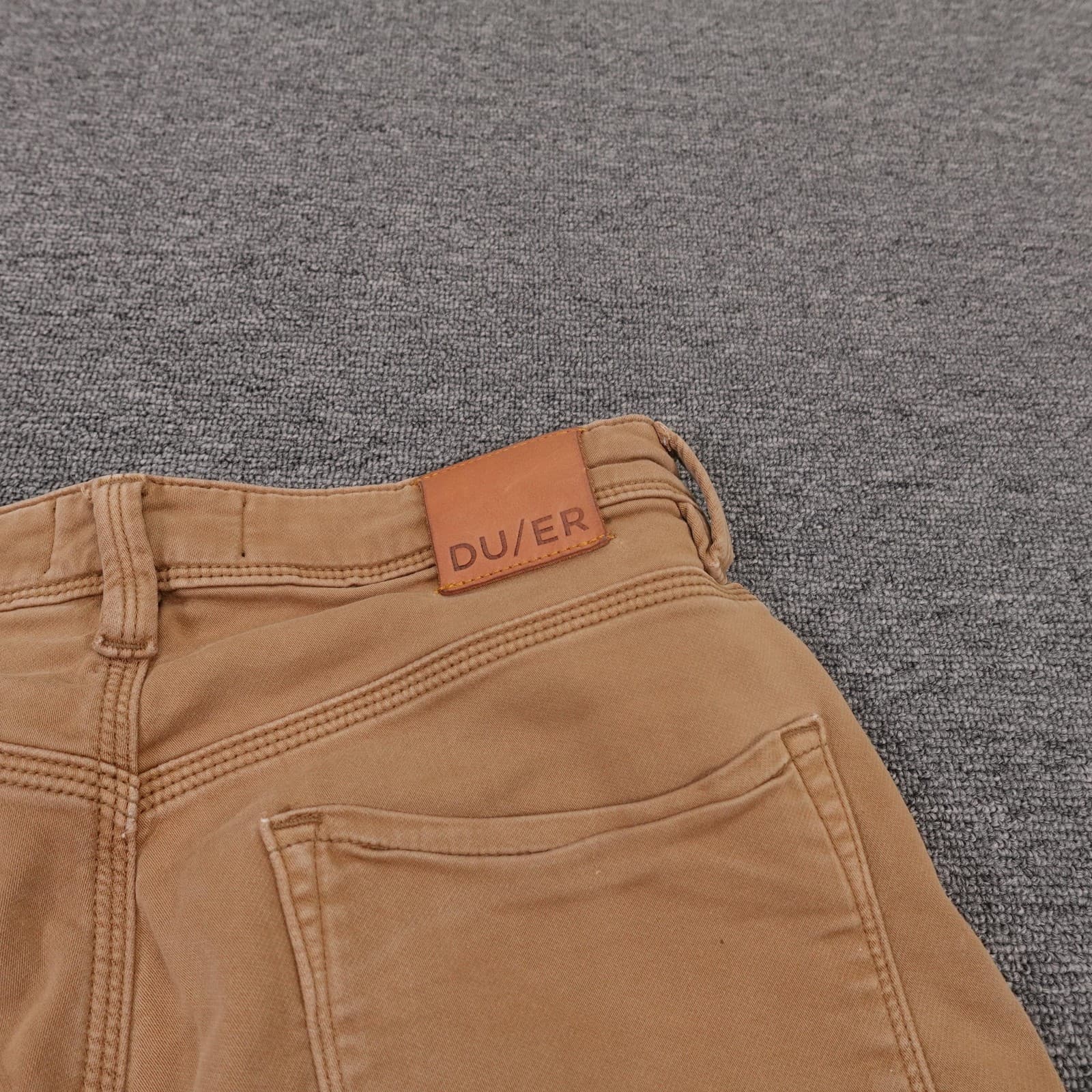 DUER N2X Relaxed Taper Jeans Mens 30x31 Beige 5 Pocket Denim Casual Pants - Thumbnail 4