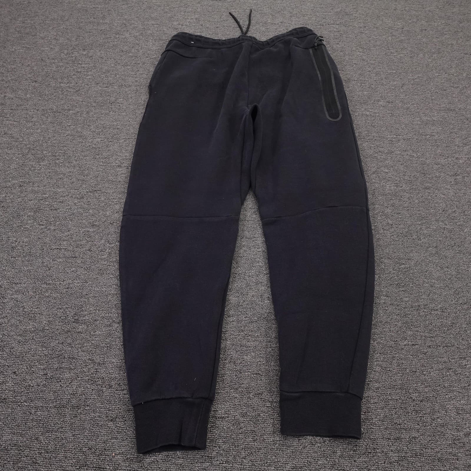 Nike Pants Mens Medium 32x29 Black Fleece Jogger Sweatpants Zip Pocket Athletic - Thumbnail 3