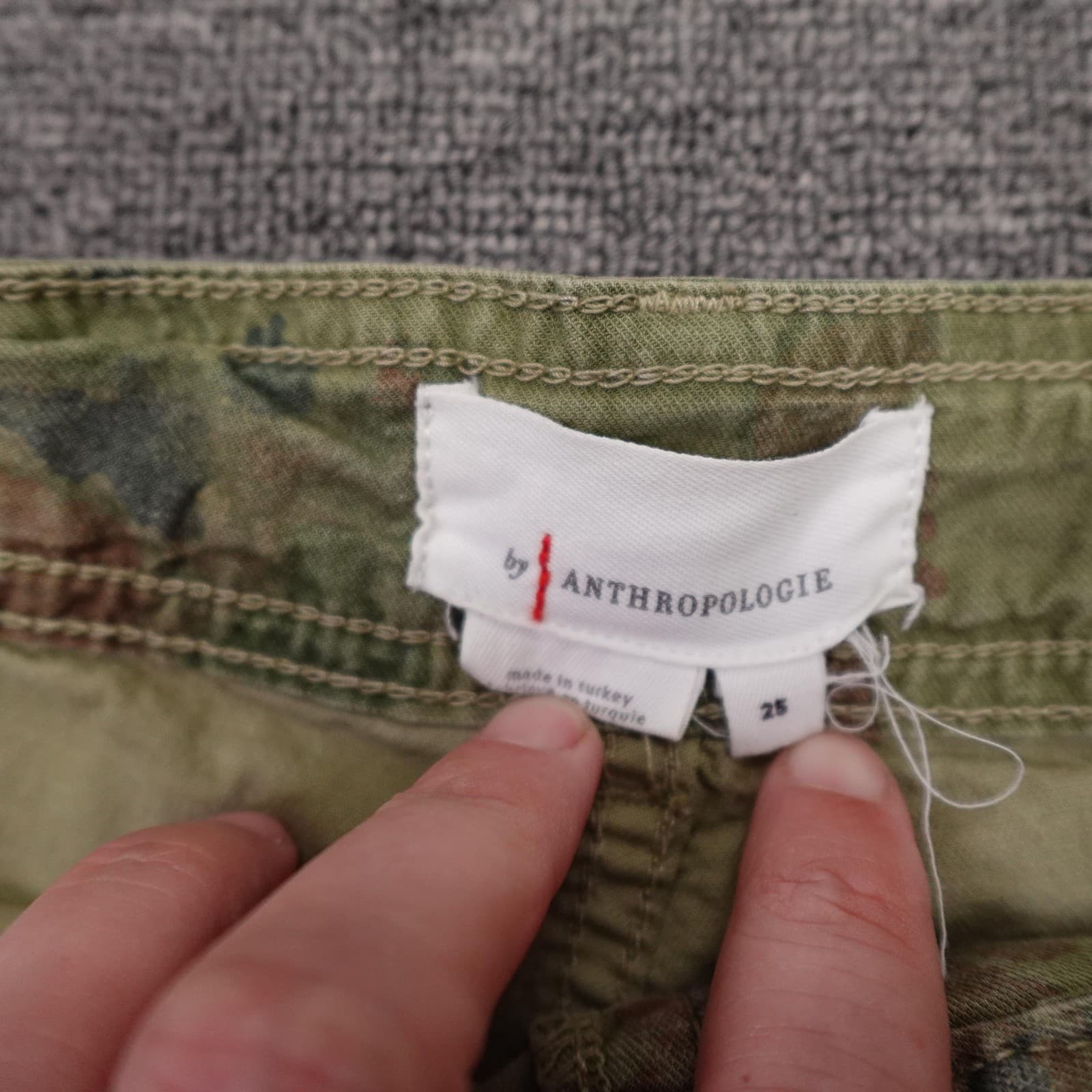 Anthropologie The Wanderer Shorts Womens 25 Green Camo Cargo Relaxed Casual - Thumbnail 2