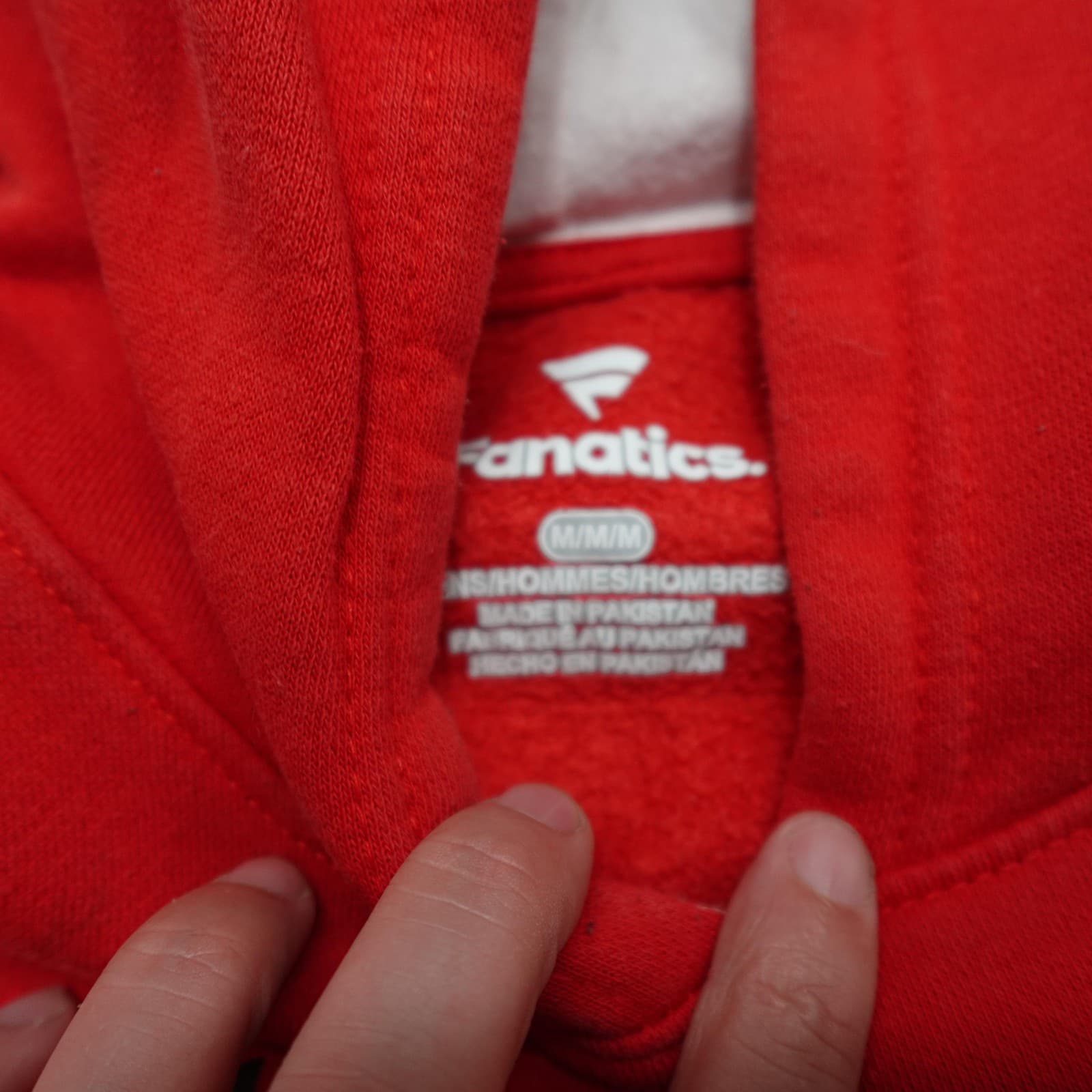 Fanatics Wisconsin Badgers Hoodie Mens Medium Red White Pullover NCAA Sweatshirt - Thumbnail 3