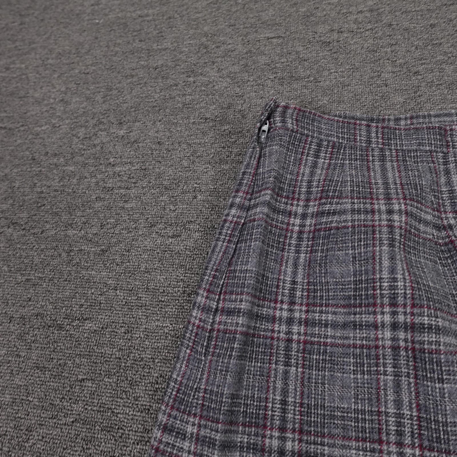 Vintage Pendleton Skirt Womens 38 Gray Plaid Wool A Line Knee Length USA 70s - Thumbnail 4