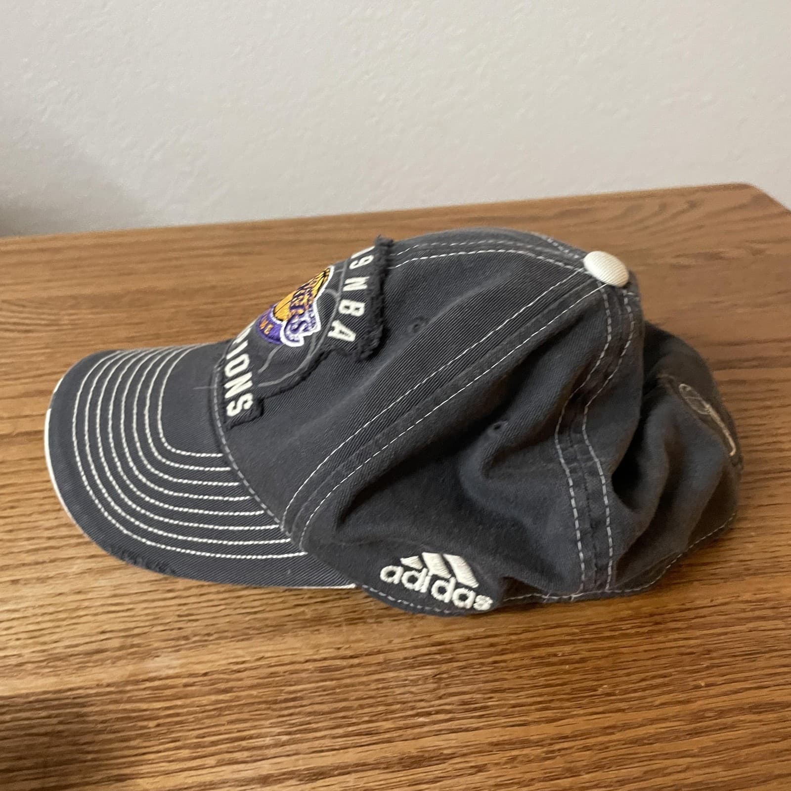 Los Angeles Lakers Hat Cap Fitted Mens One Size NBA Basketball 2009 Champions - Thumbnail 2