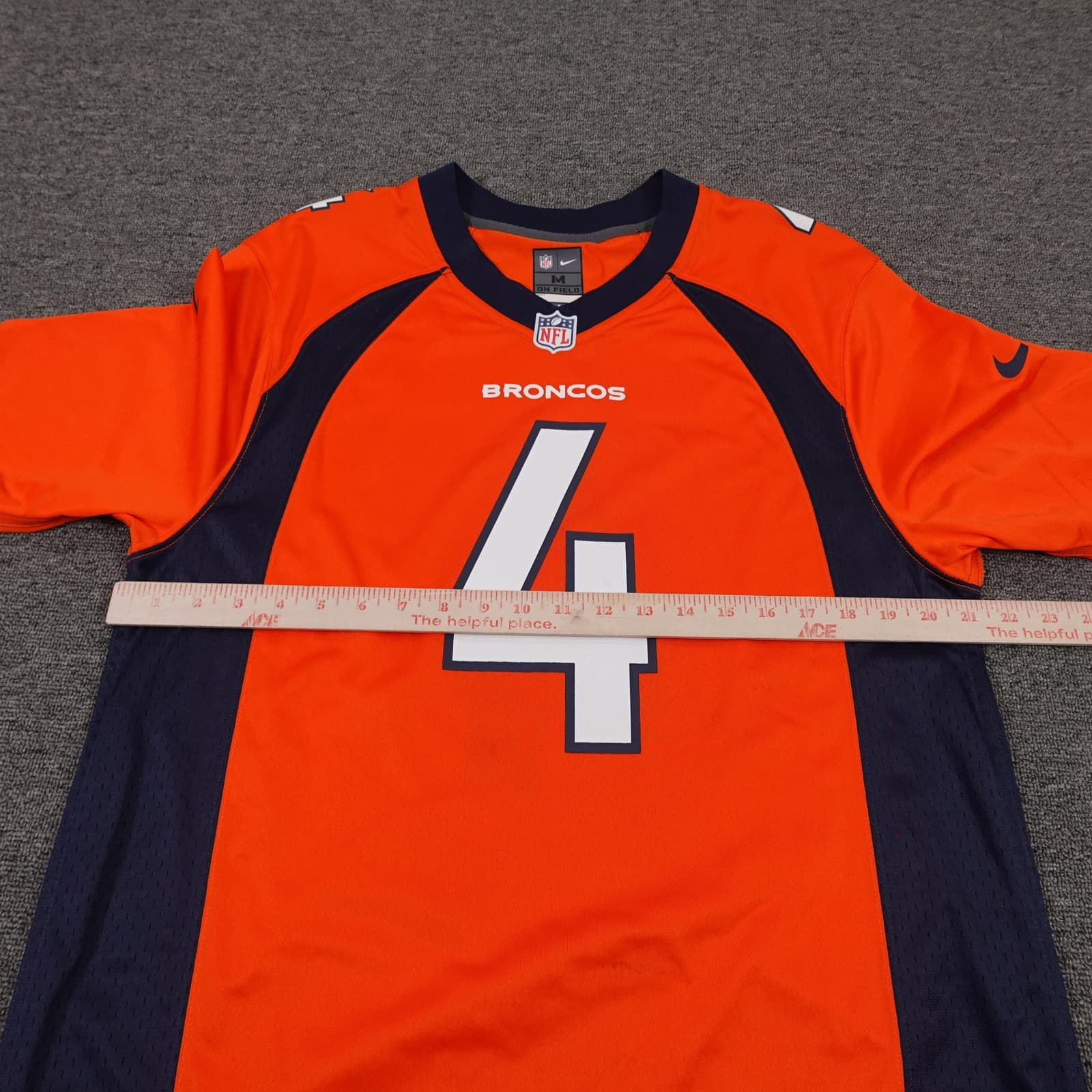 Denver Broncos Football Jersey Mens Medium Orange NFL Nike Case Keenum 4 - Thumbnail 7